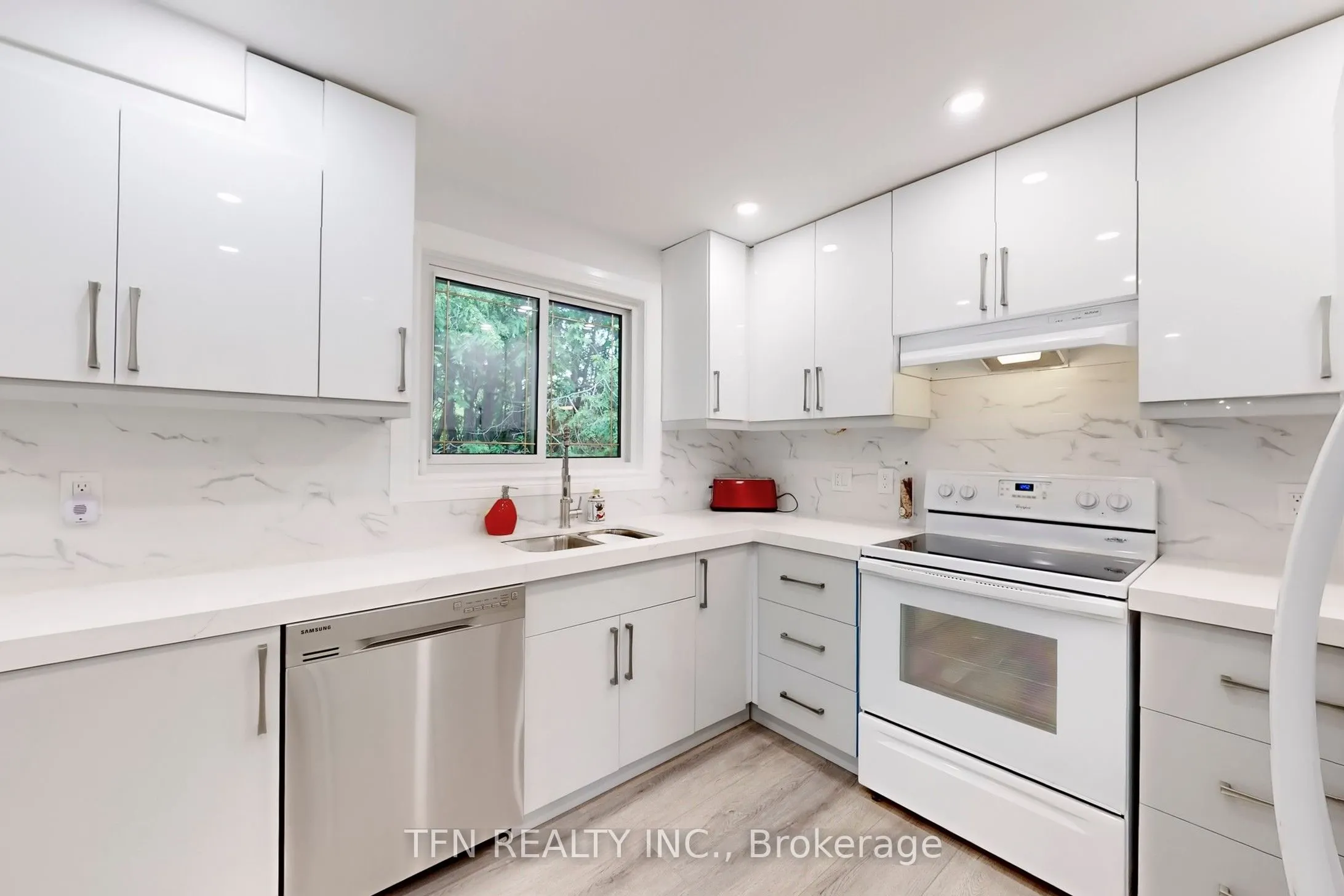 26 Claridge Drive