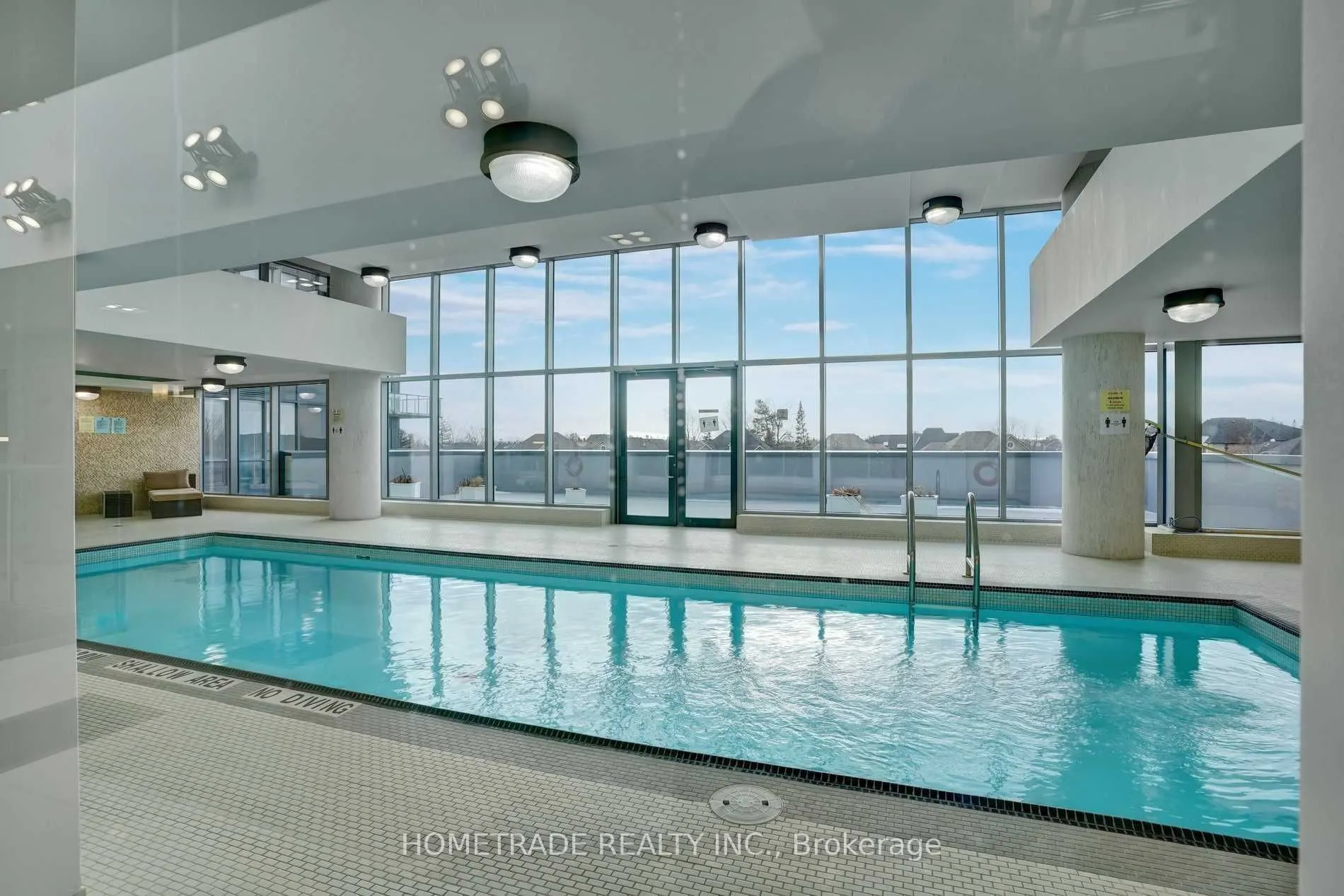 9090 Yonge Street, #201B