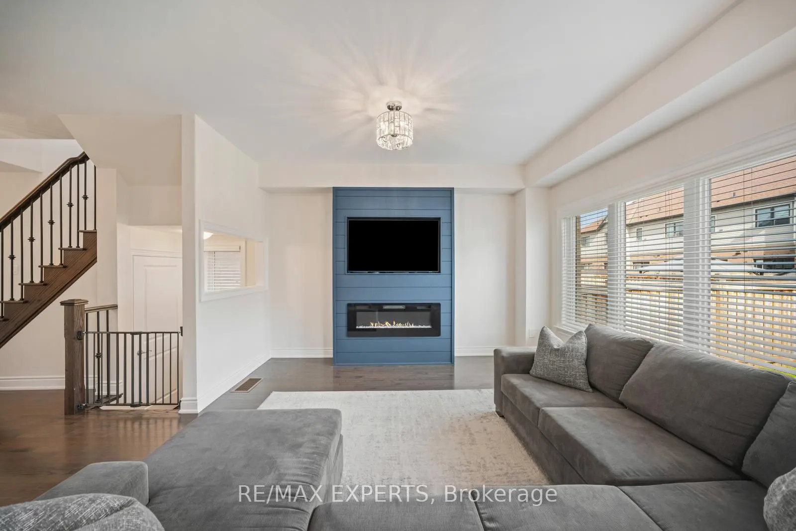 115 Arnold Crescent