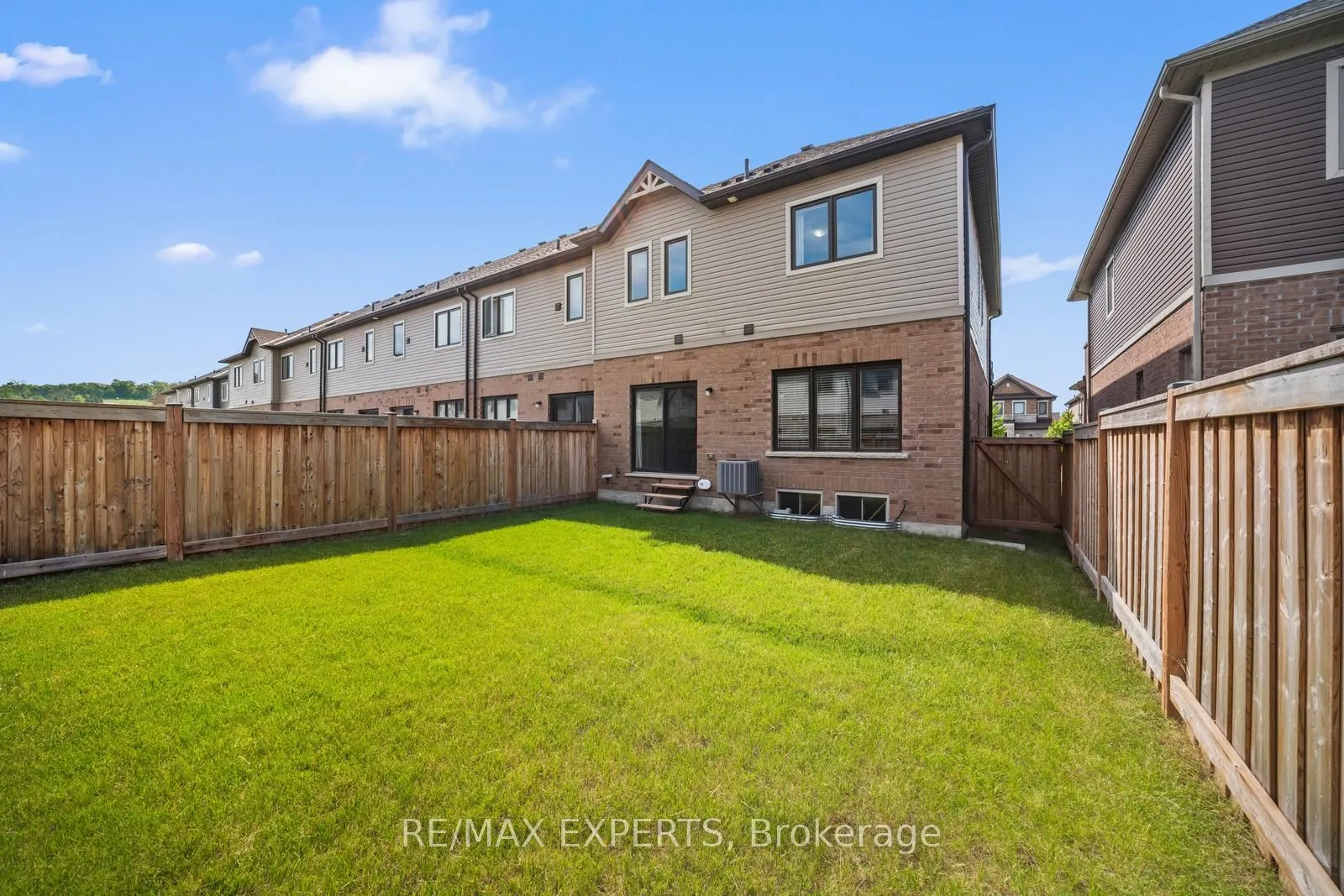 115 Arnold Crescent