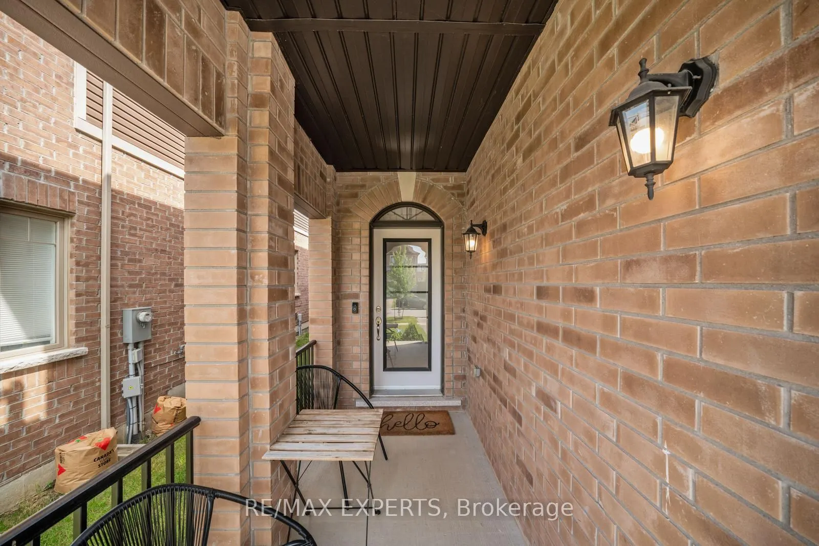 115 Arnold Crescent