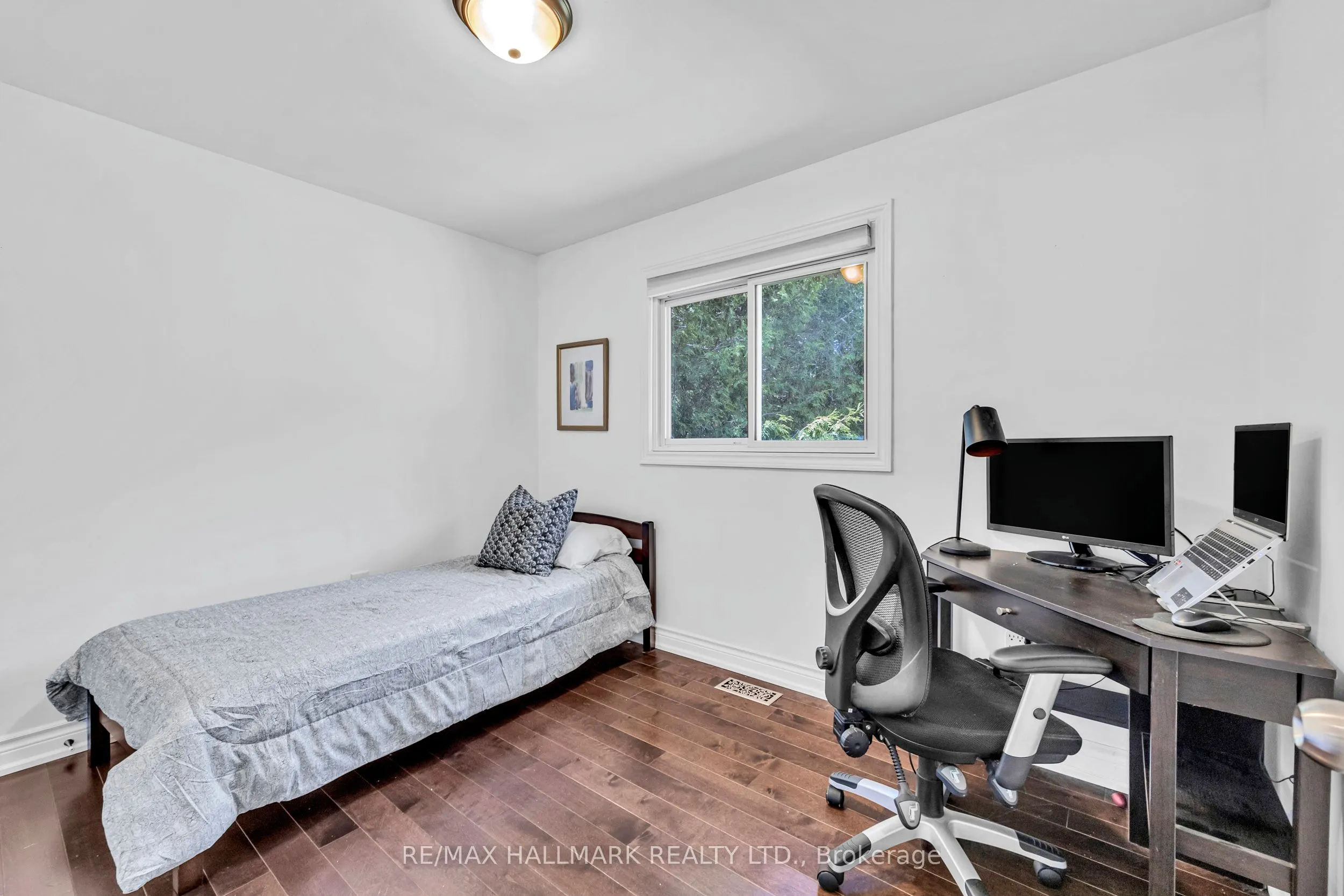 36 Farr Avenue