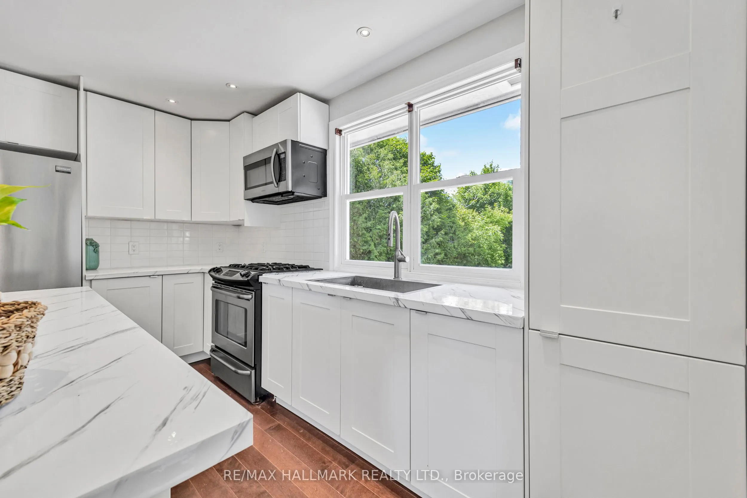 36 Farr Avenue