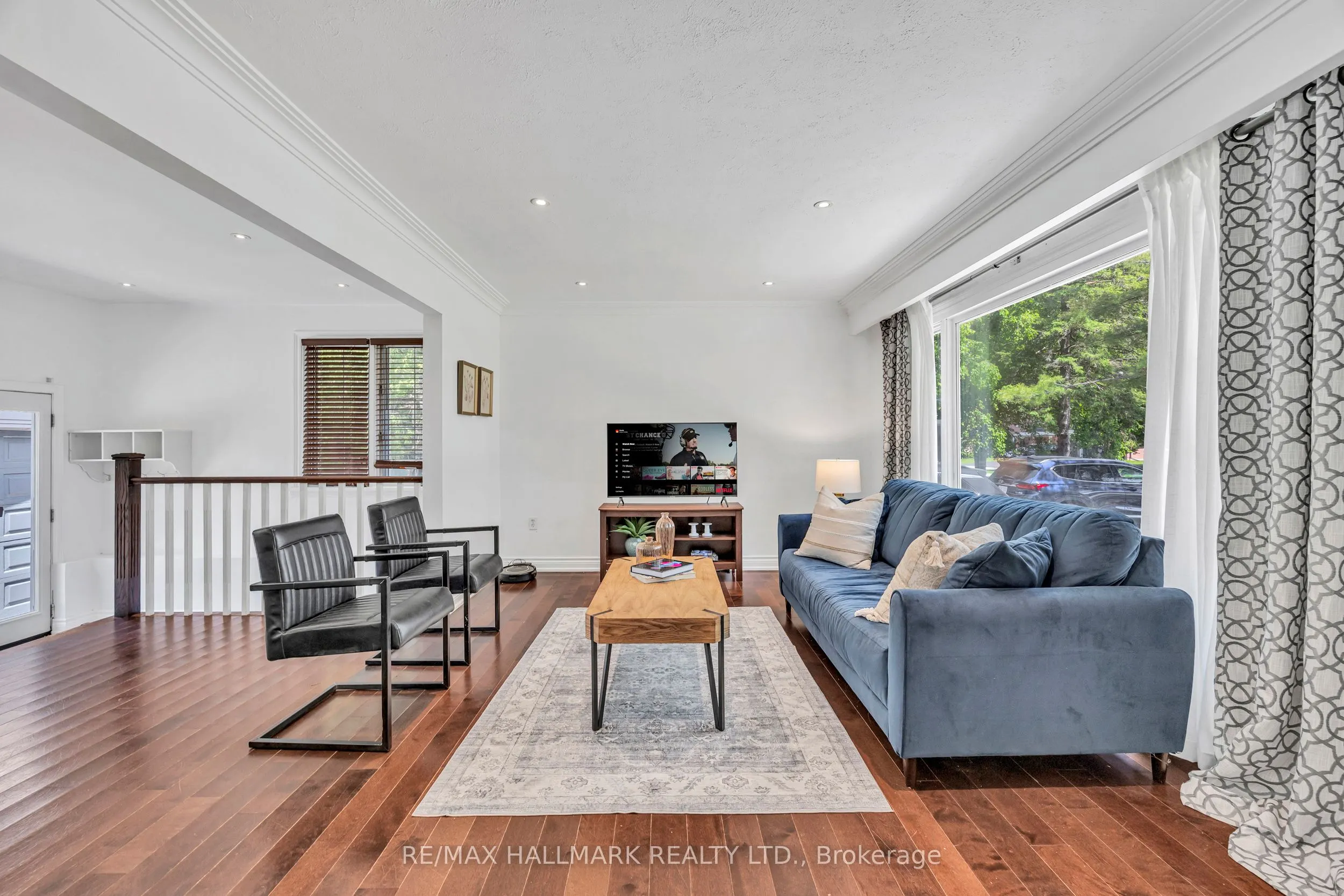 36 Farr Avenue