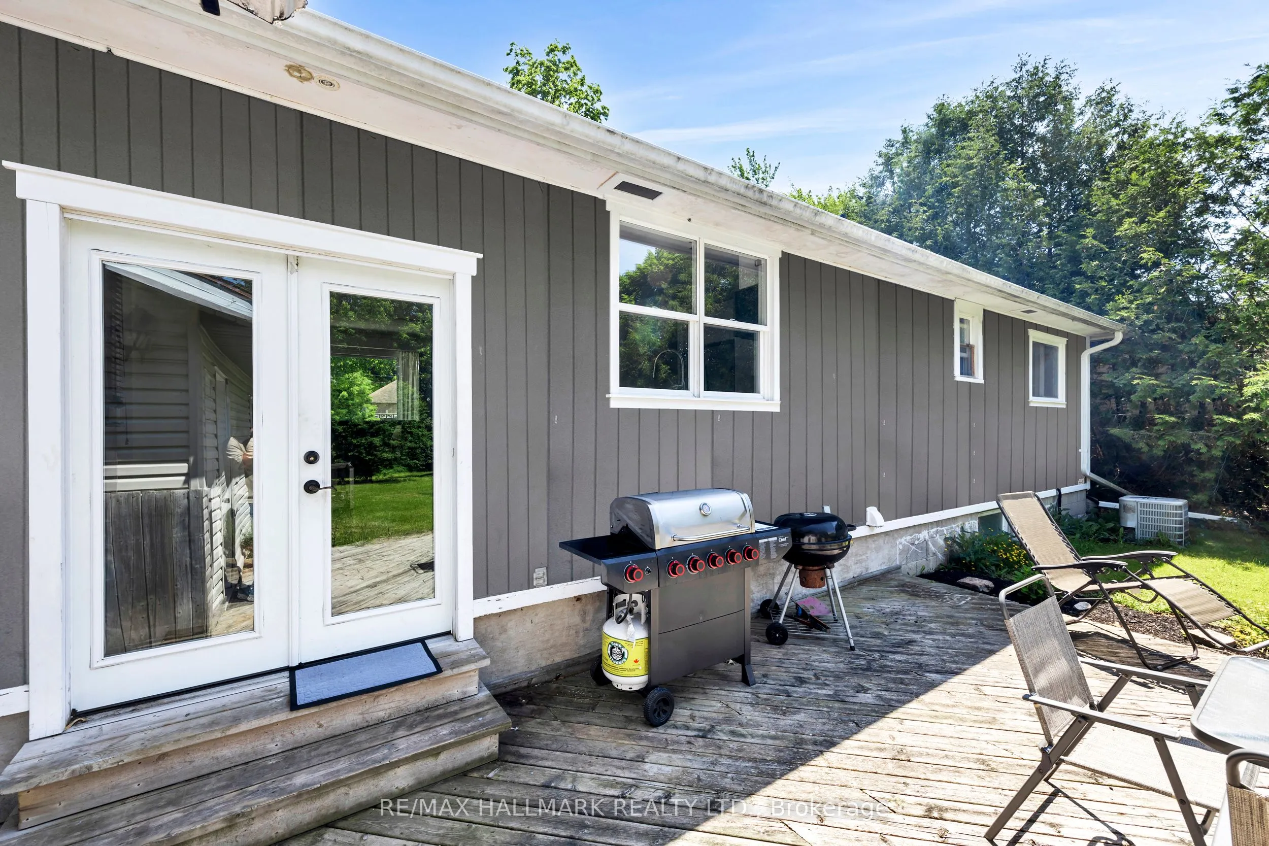 36 Farr Avenue
