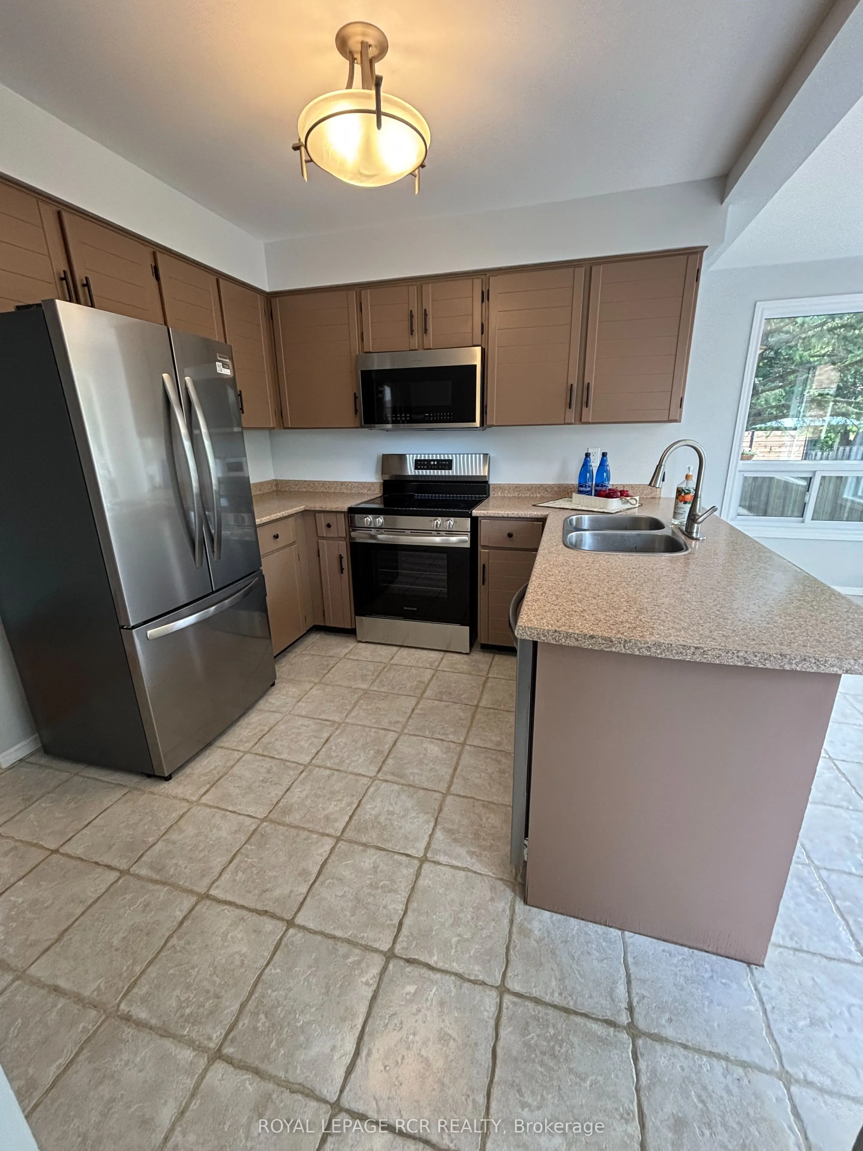 14 Forrestwood Crescent