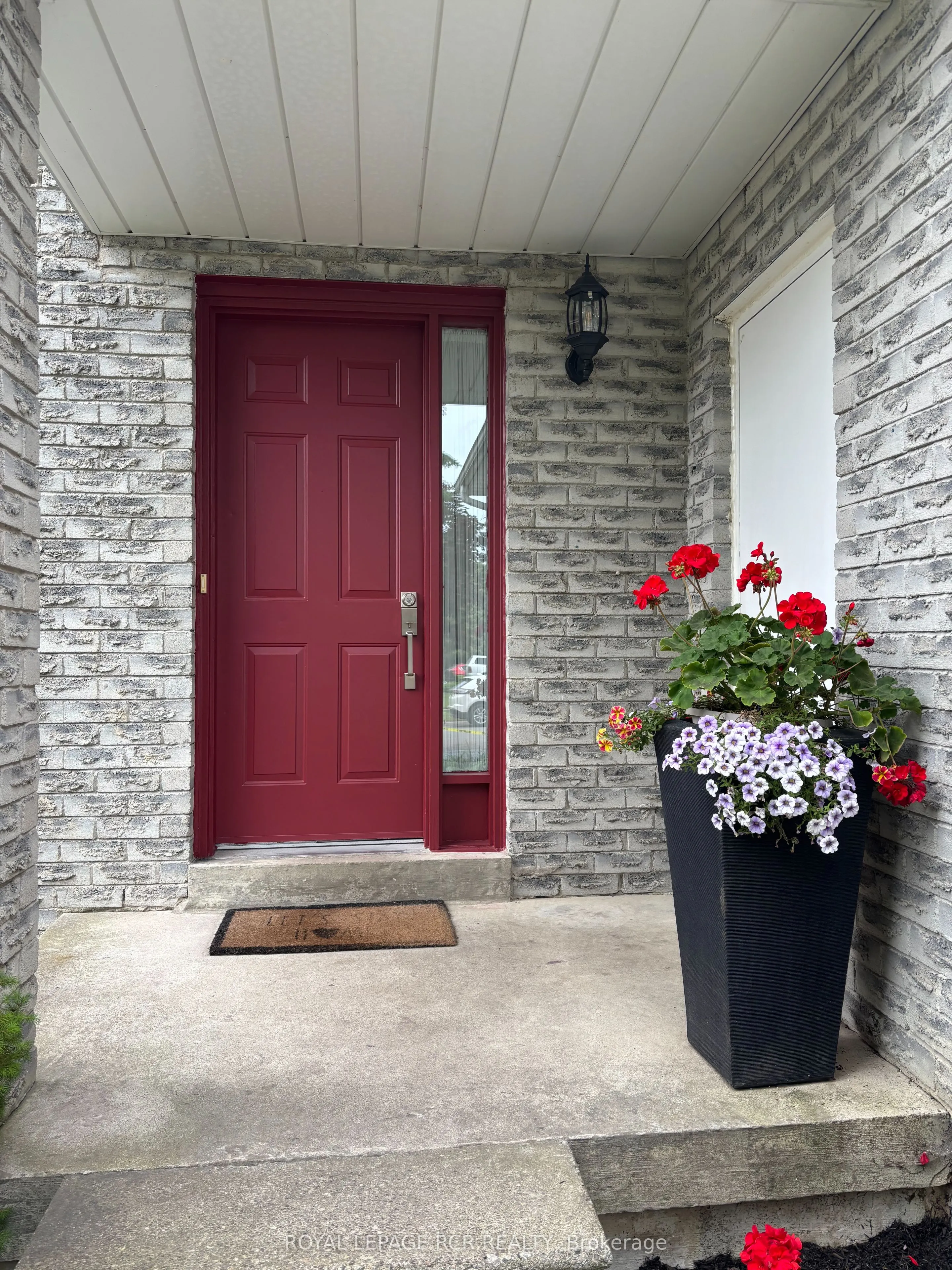 14 Forrestwood Crescent