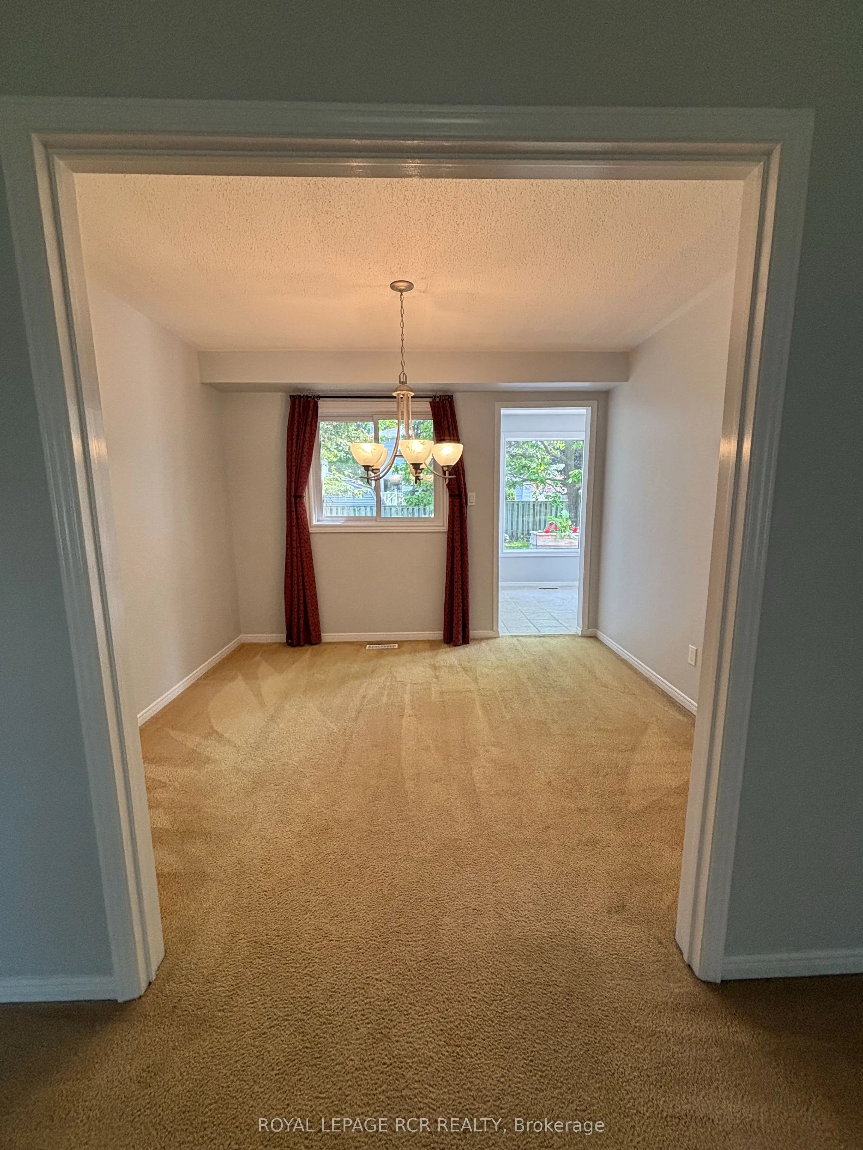 14 Forrestwood Crescent