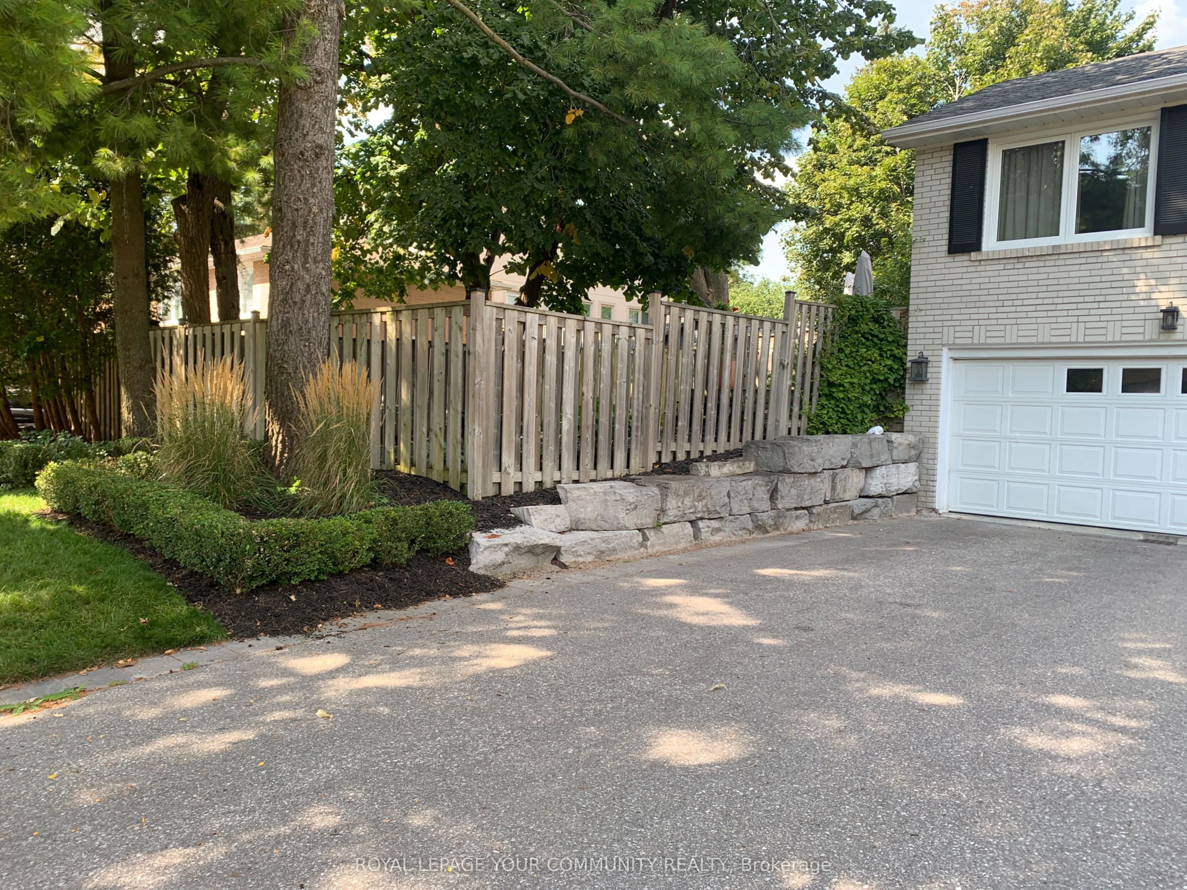 125 Laverock Avenue