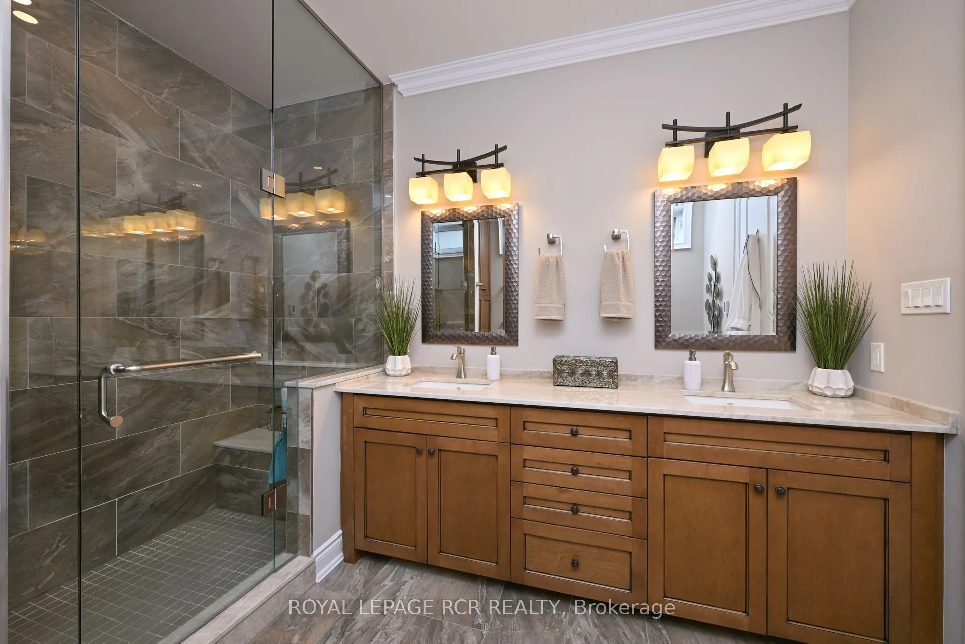 79 Summerhill Drive, #7