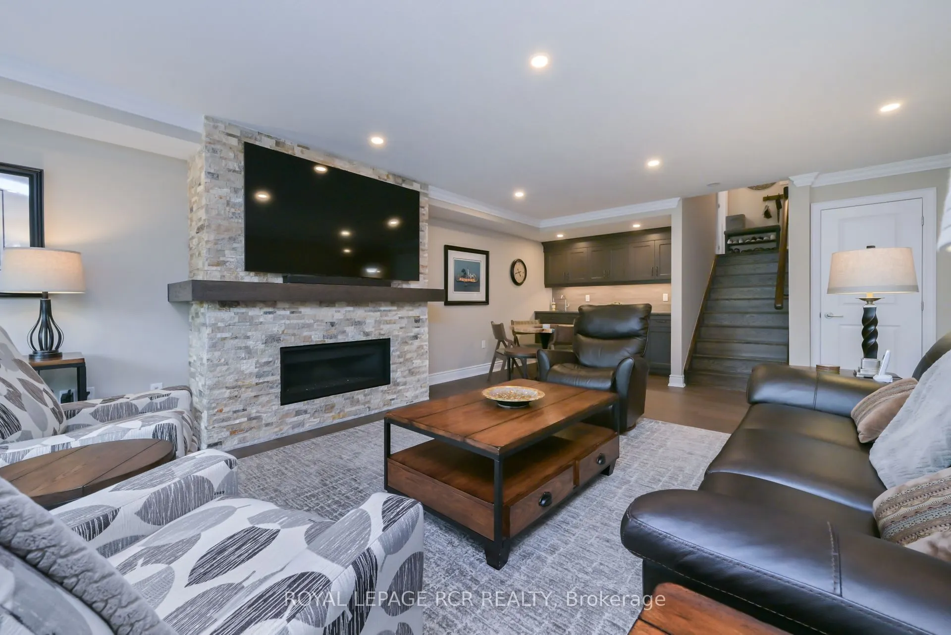 79 Summerhill Drive, #7