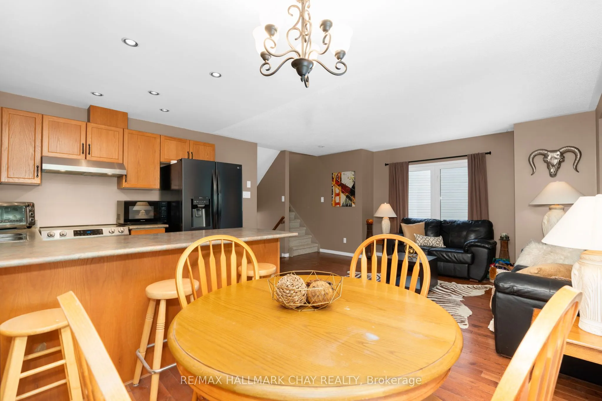 63 Parkside Crescent