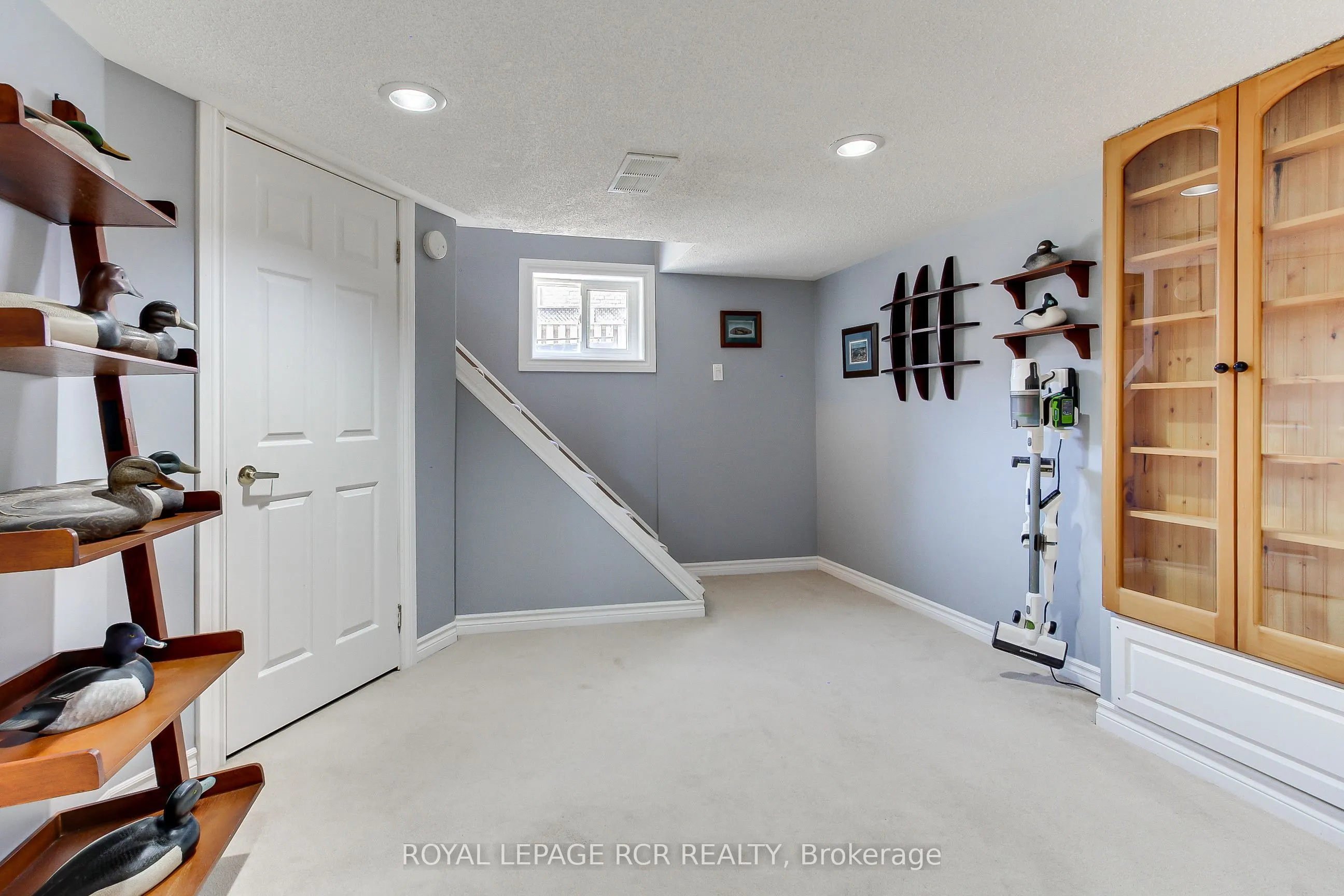 6 Buce Avenue