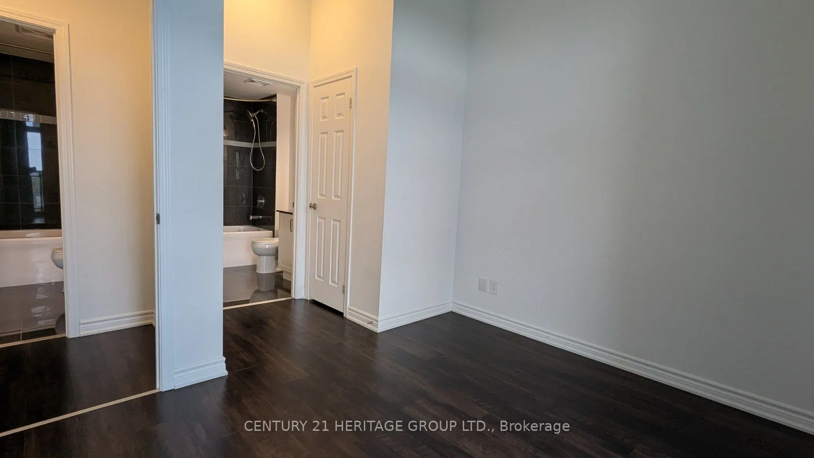 11611 Yonge Street, #701
