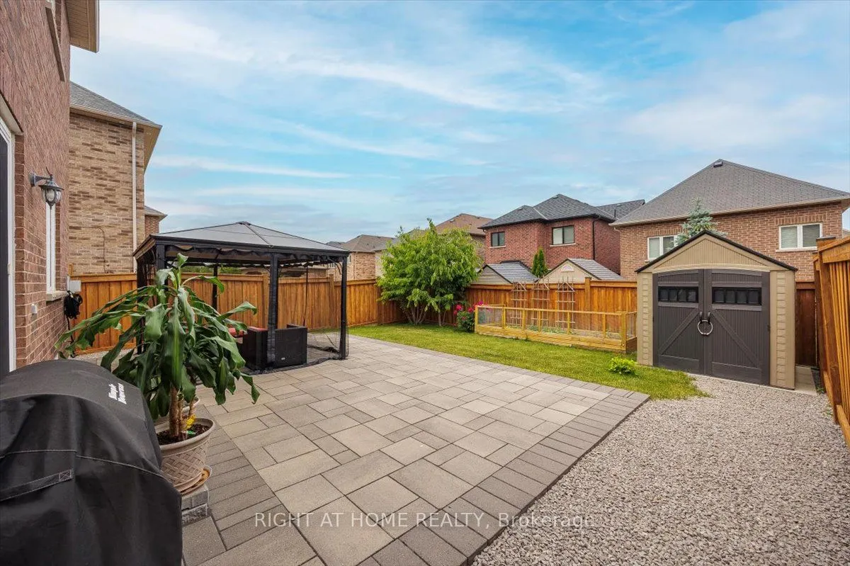 166 Gardiner Drive