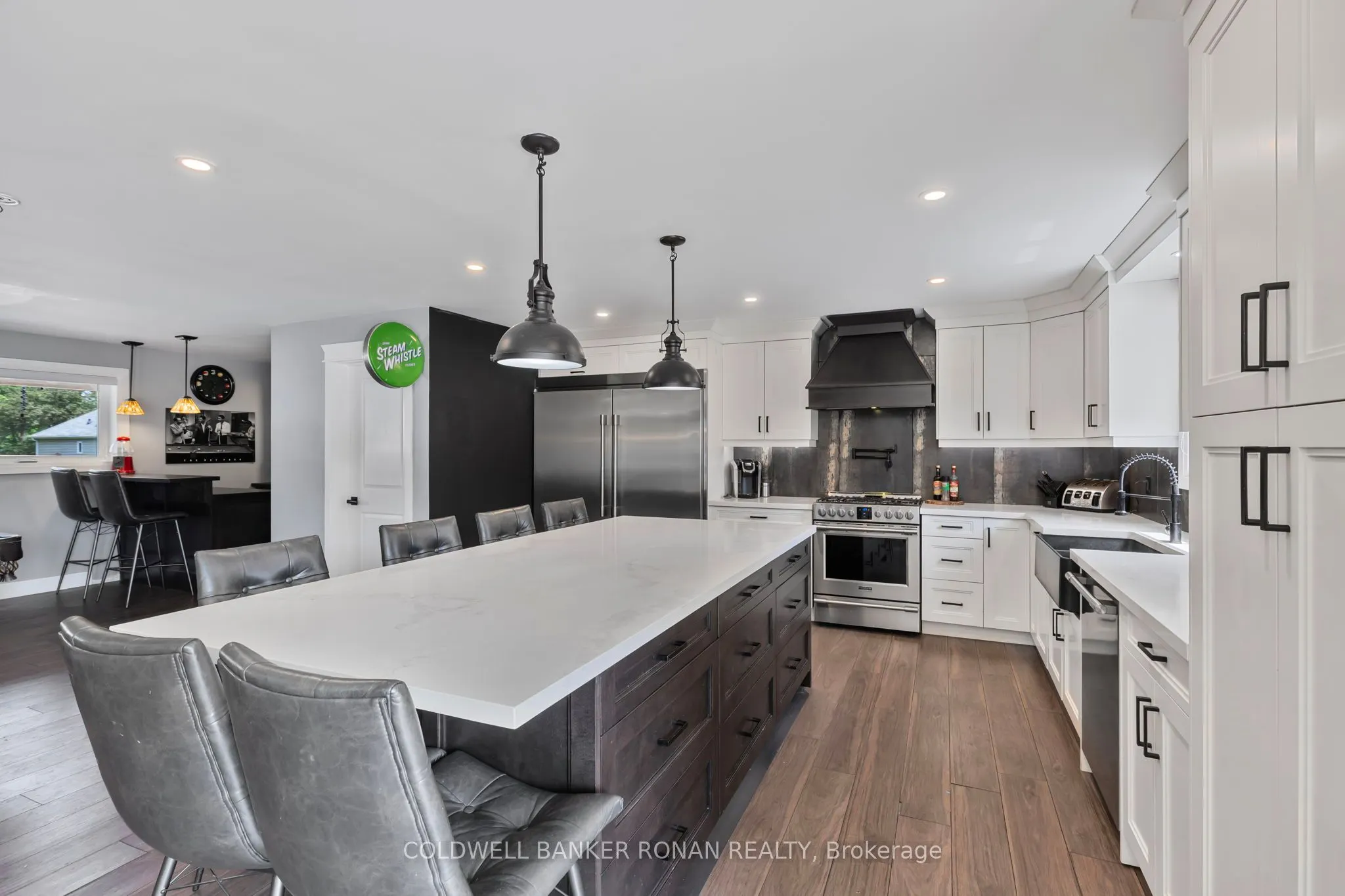 143 Albert Street W