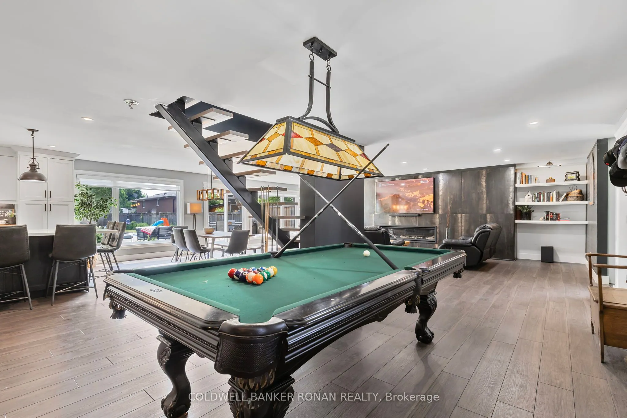 143 Albert Street W