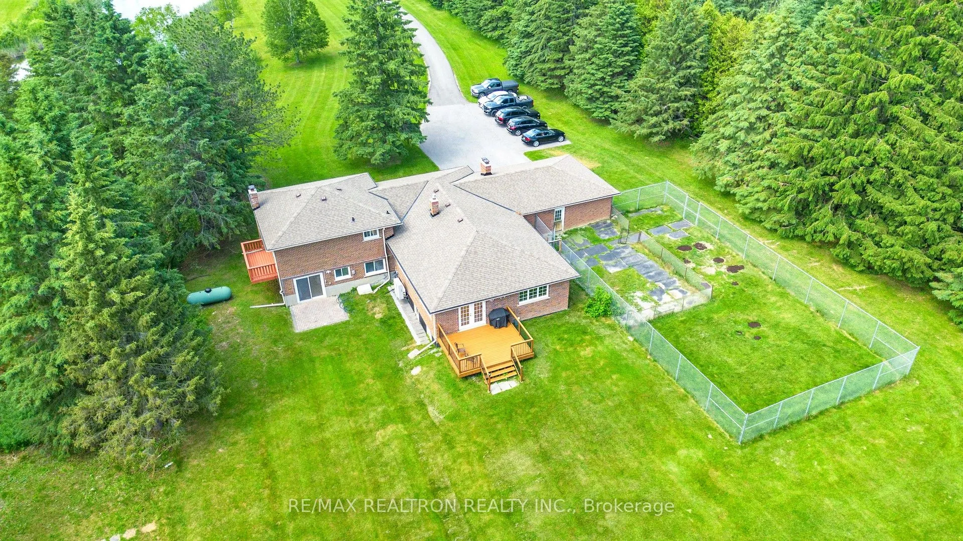 2521 Mt Albert Road
