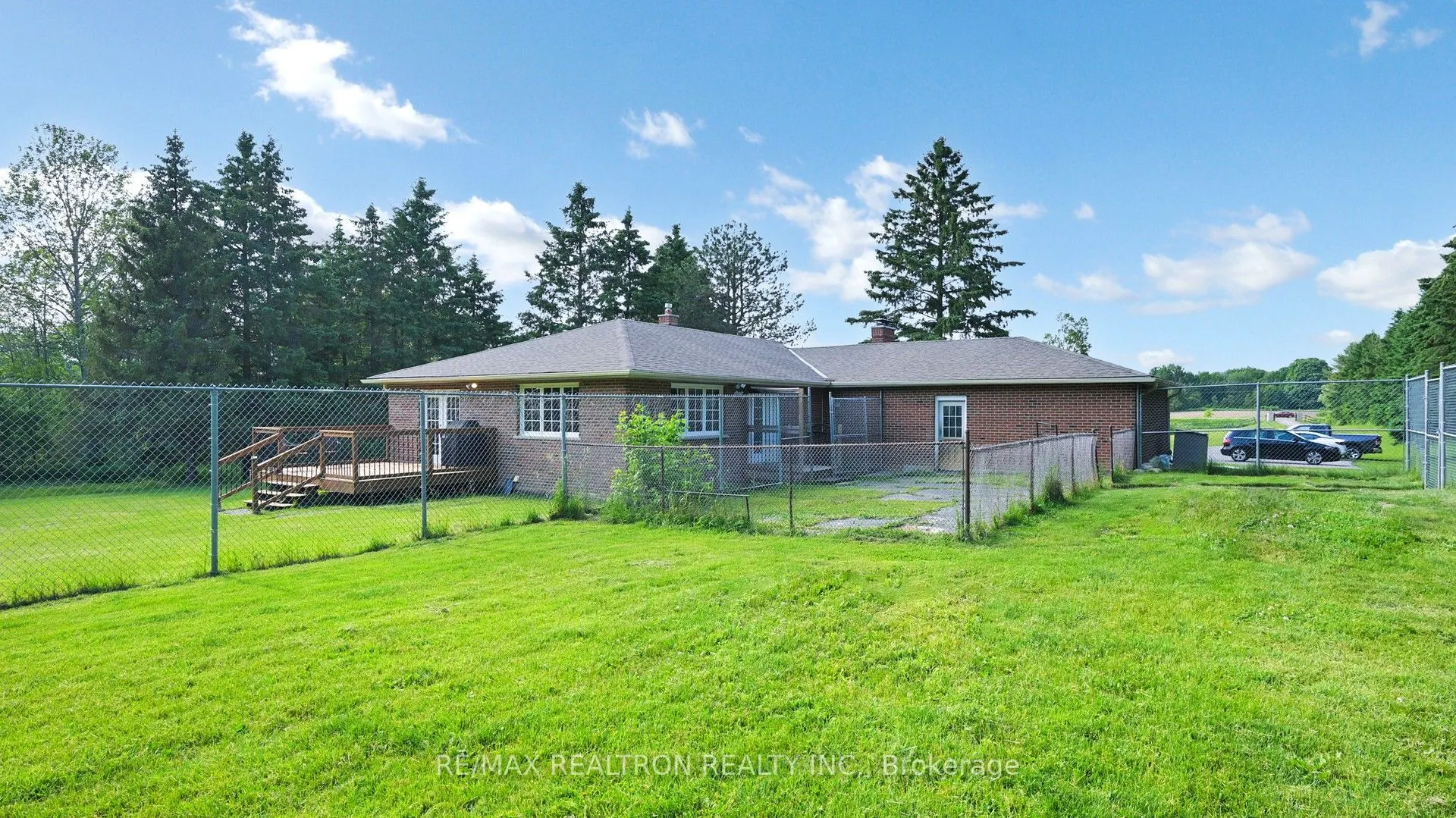 2521 Mt Albert Road