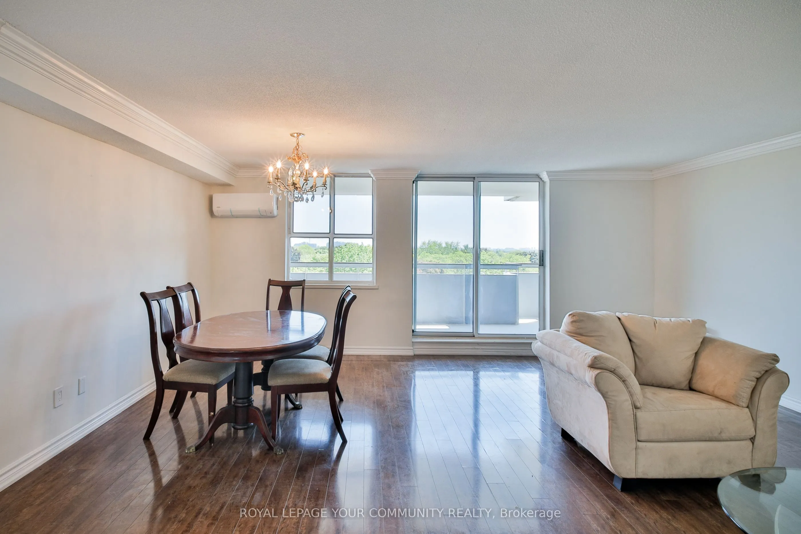 80 Inverlochy Boulevard, #504