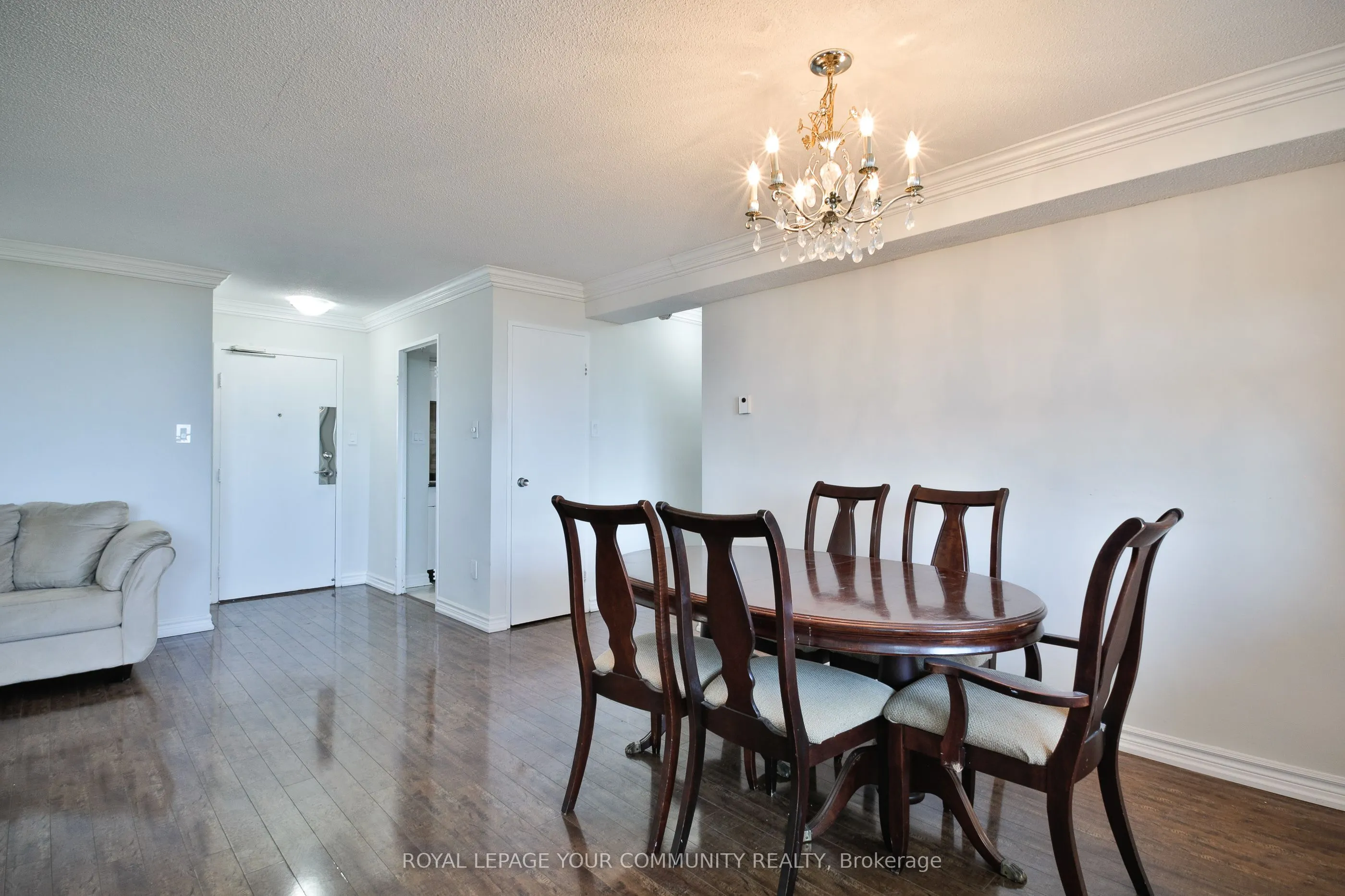 80 Inverlochy Boulevard, #504
