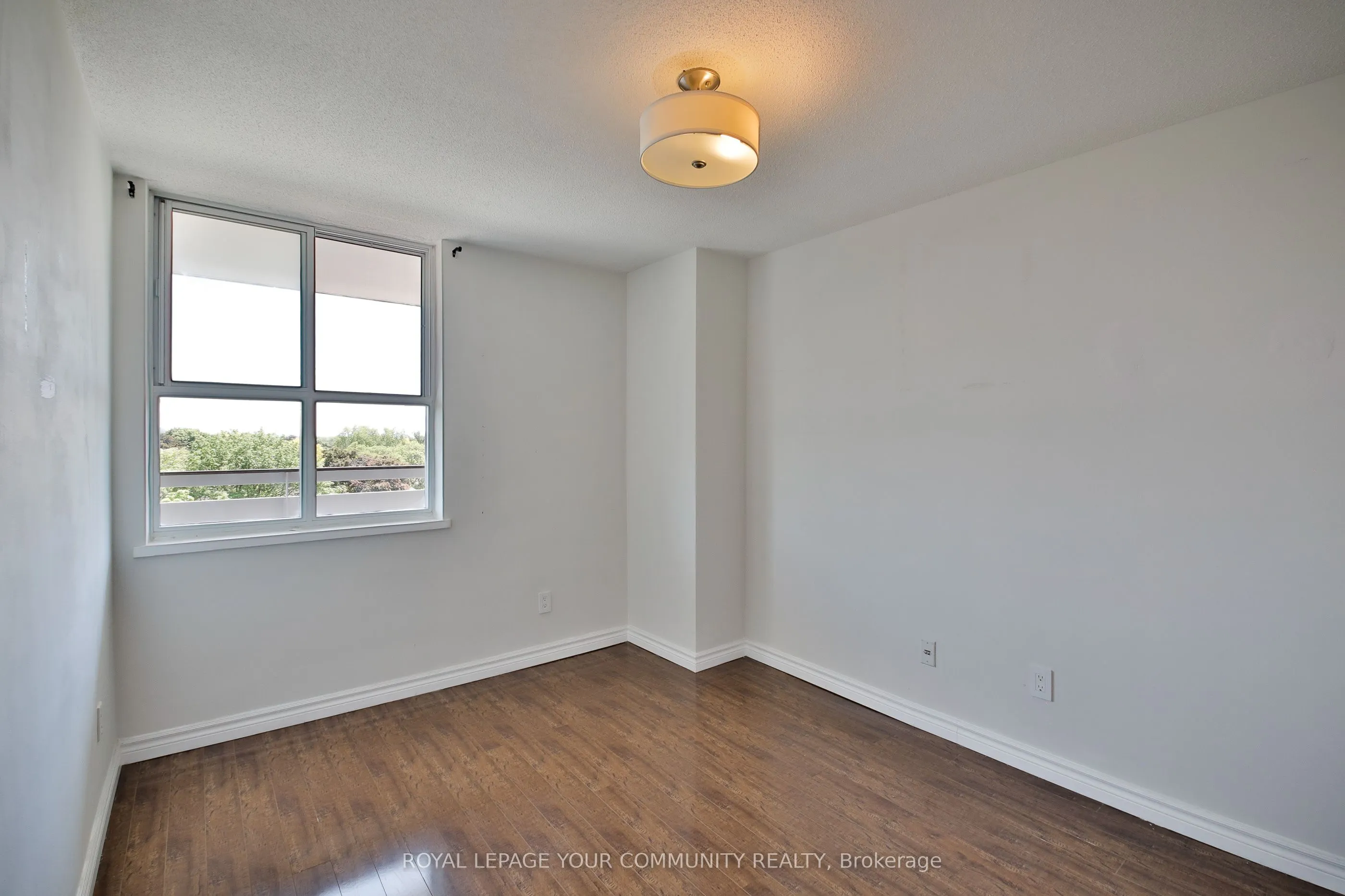 80 Inverlochy Boulevard, #504