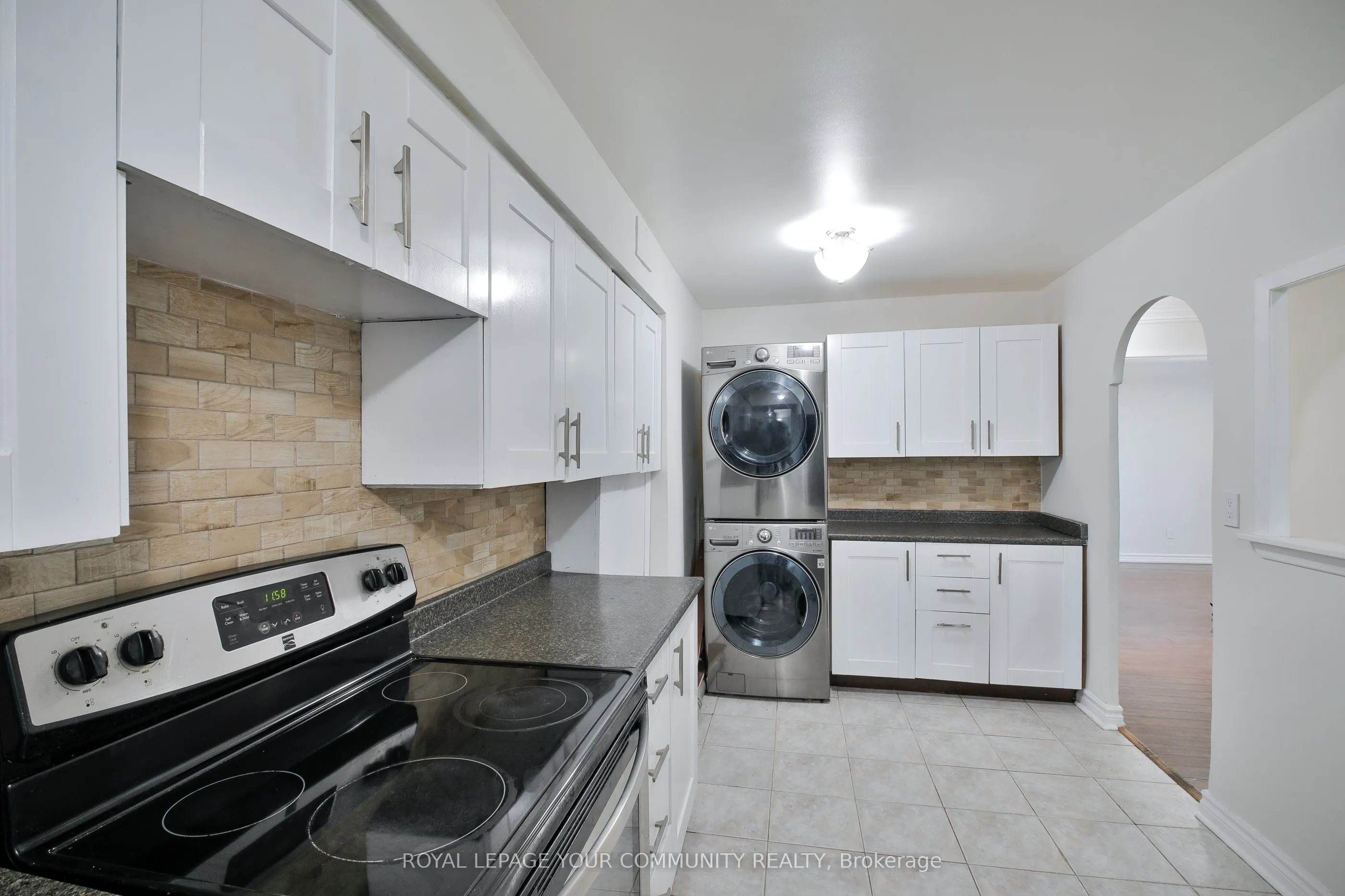 80 Inverlochy Boulevard, #504