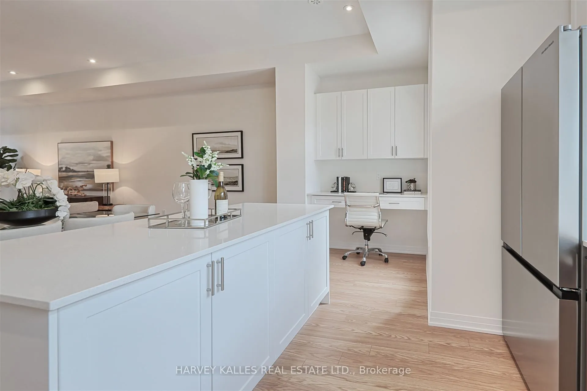 75 De La Roche Drive