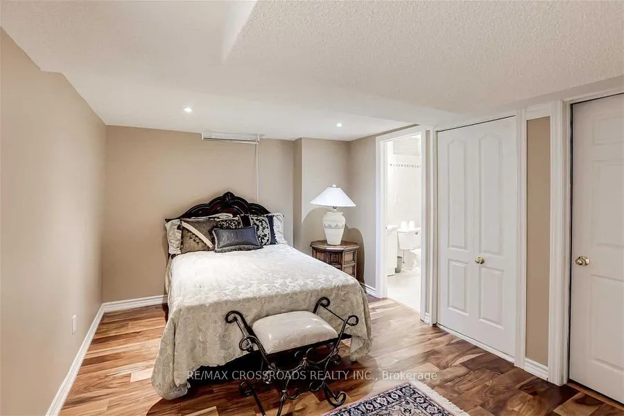2 Mumberson Court