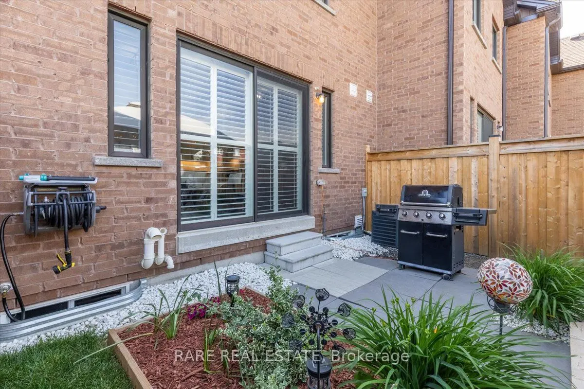 30 Morris Drive