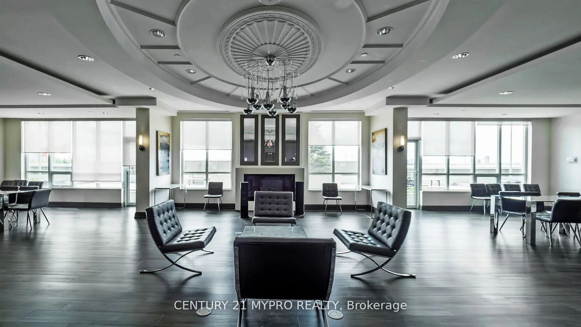 7171 Yonge Street NW, #2807