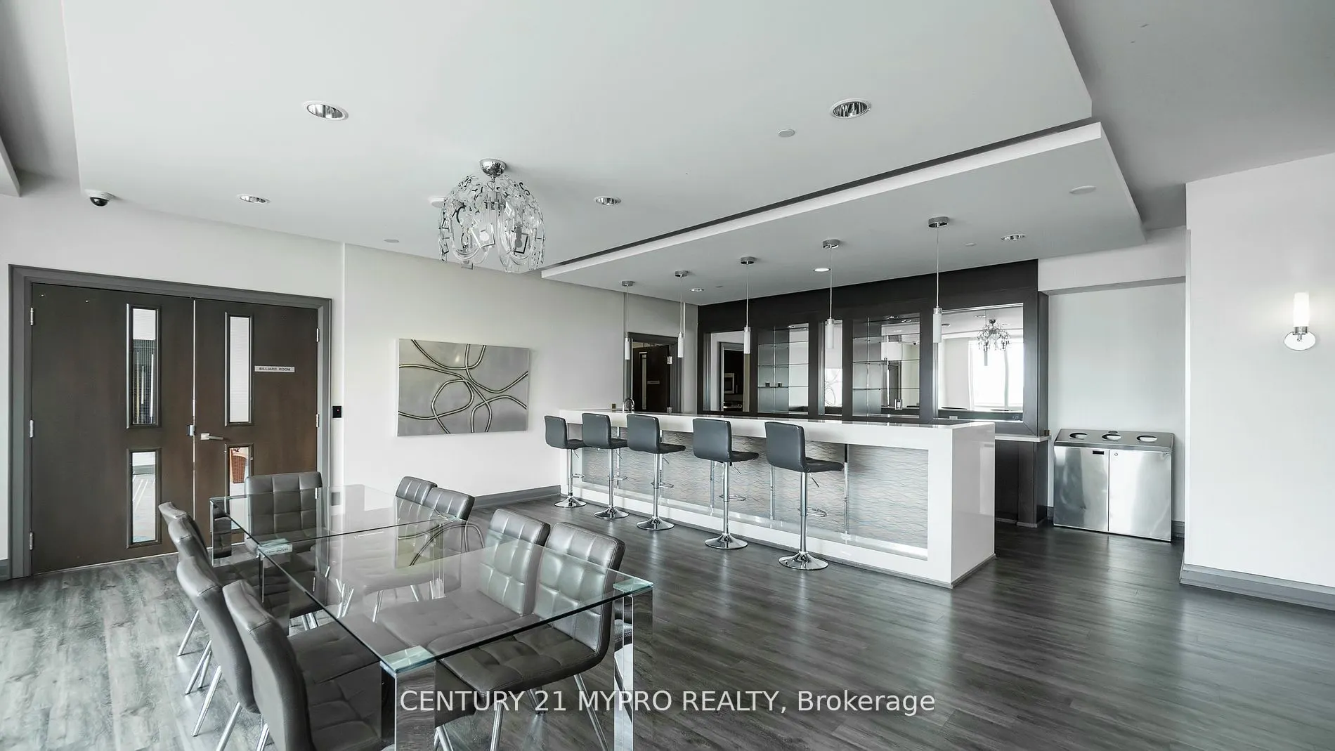 7171 Yonge Street NW, #2807