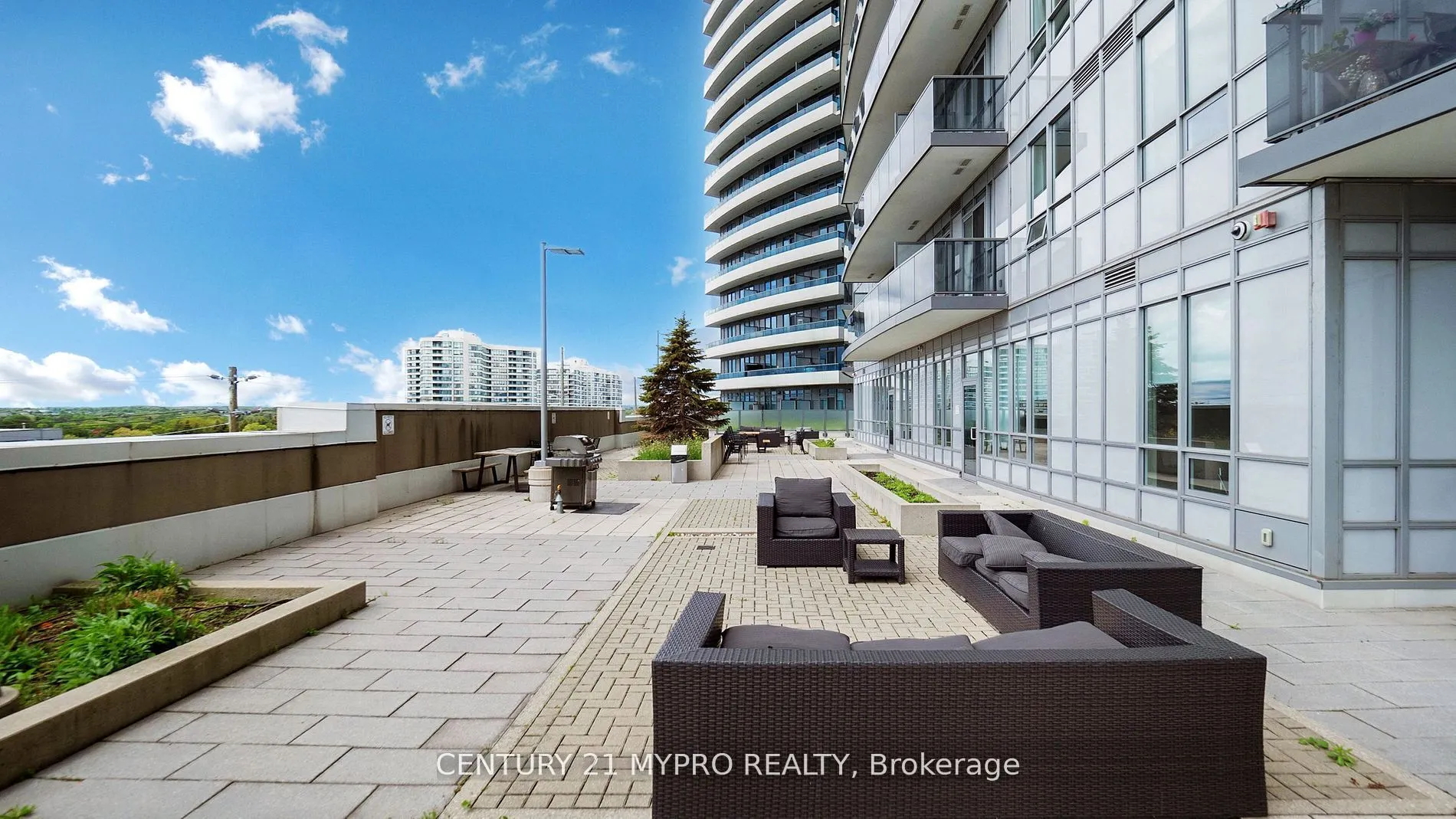 7171 Yonge Street NW, #2807