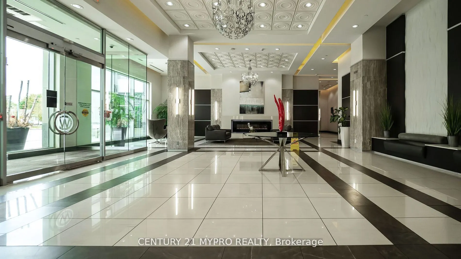 7171 Yonge Street NW, #2807