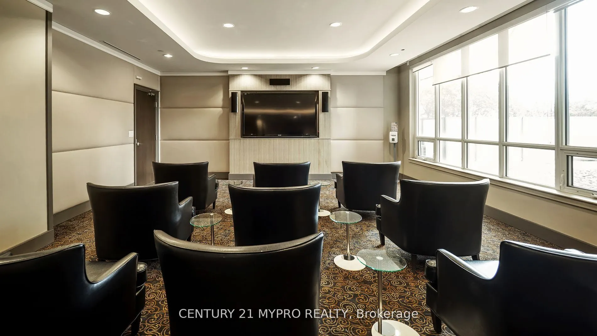 7171 Yonge Street NW, #2807