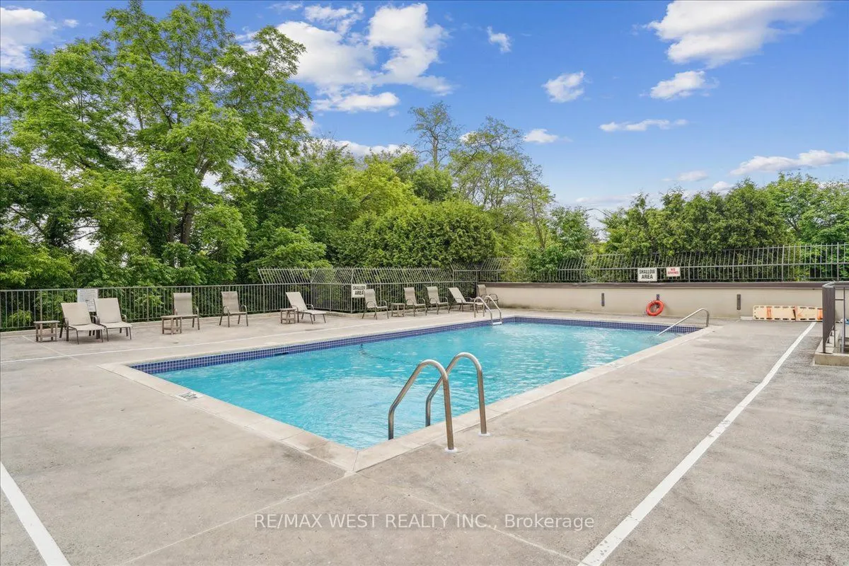 7811 Yonge Street, #1008