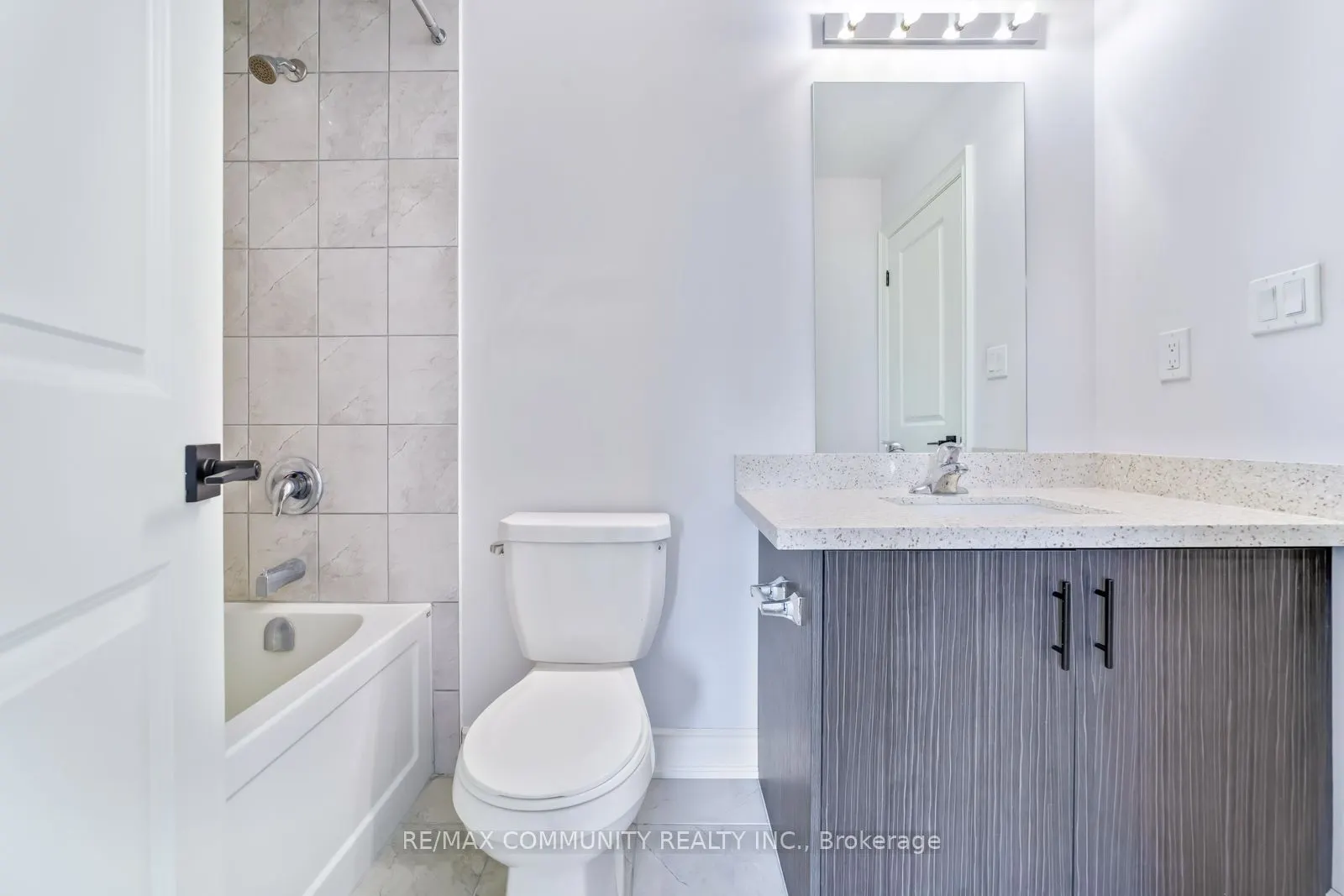 16 Alan Williams Trail