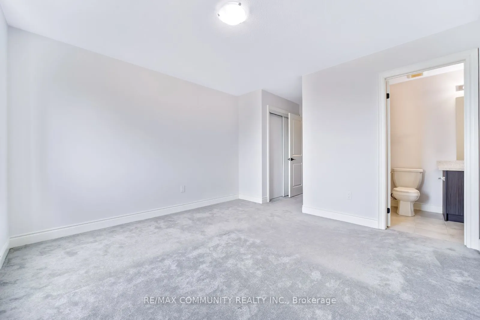 16 Alan Williams Trail