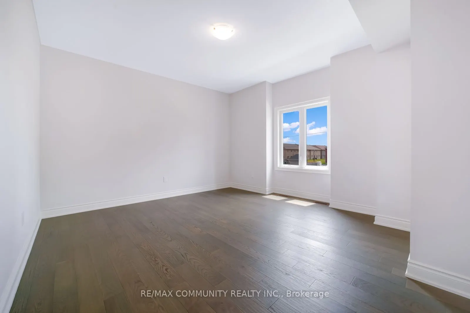 16 Alan Williams Trail