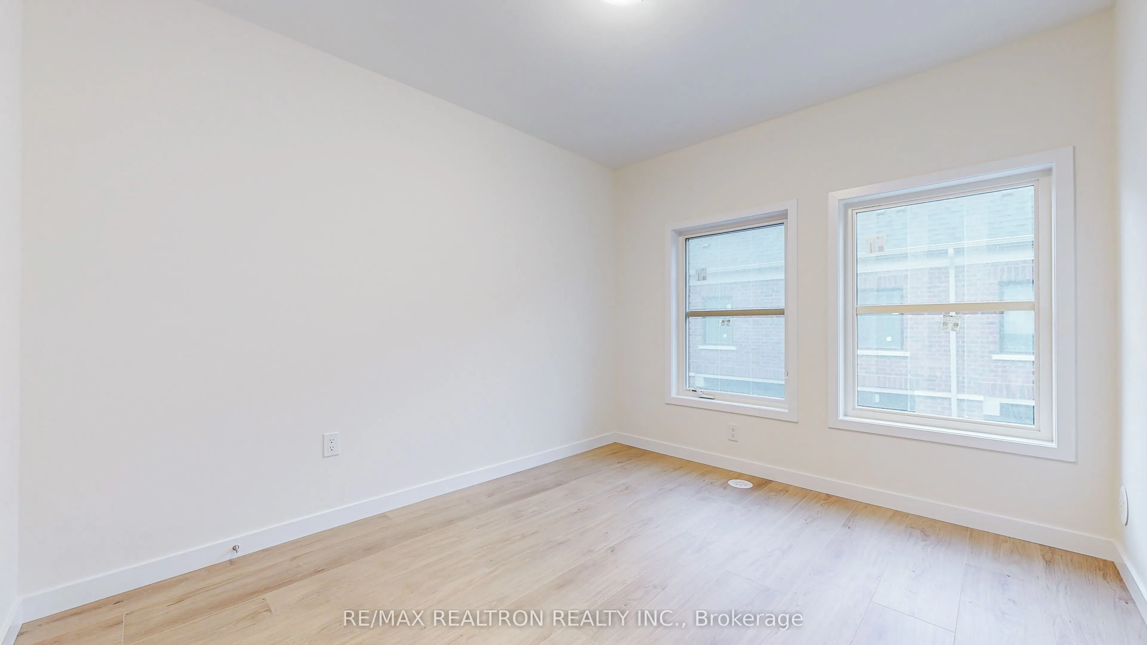 10262 Keele Street, #6