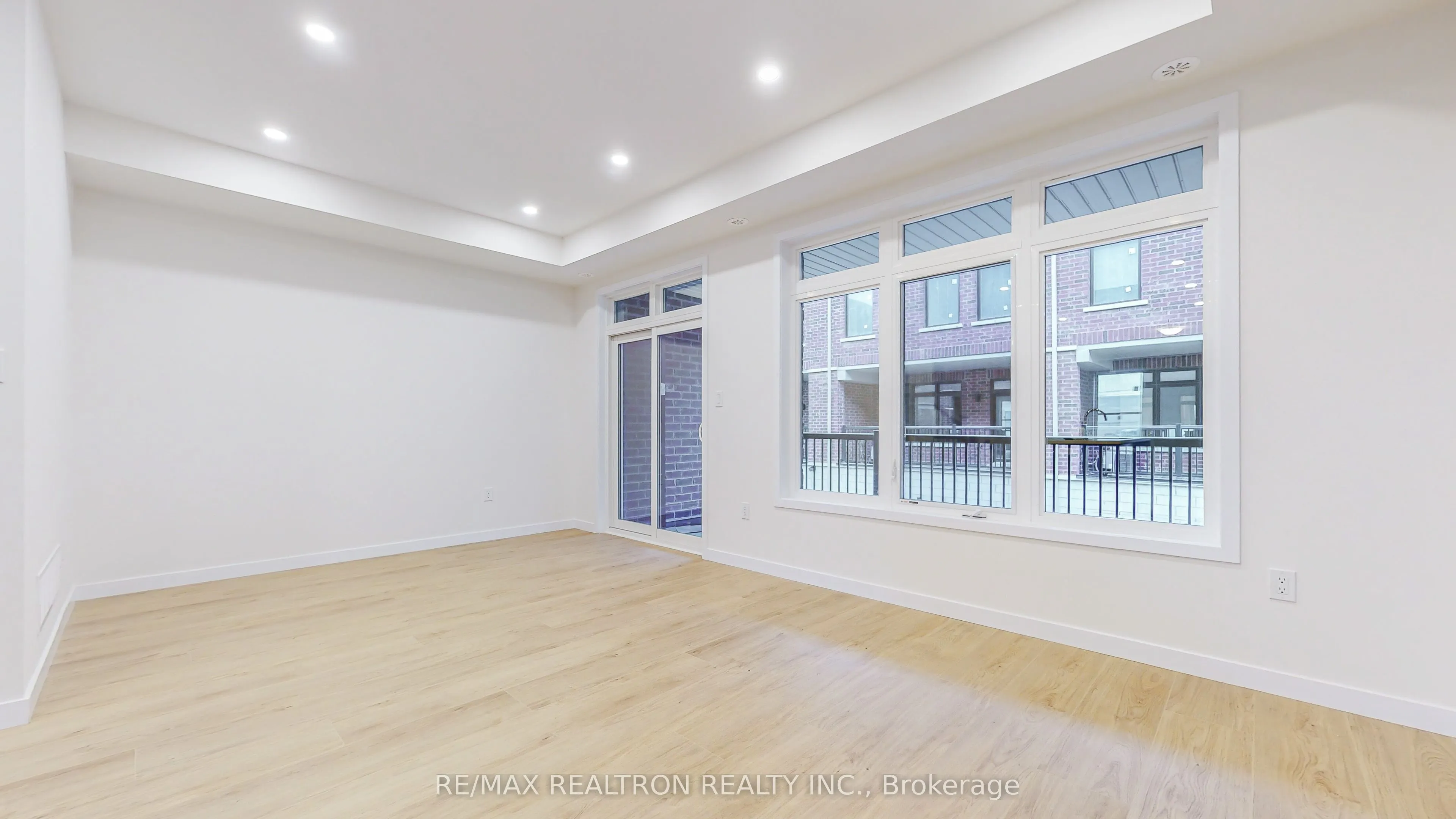 10262 Keele Street, #6
