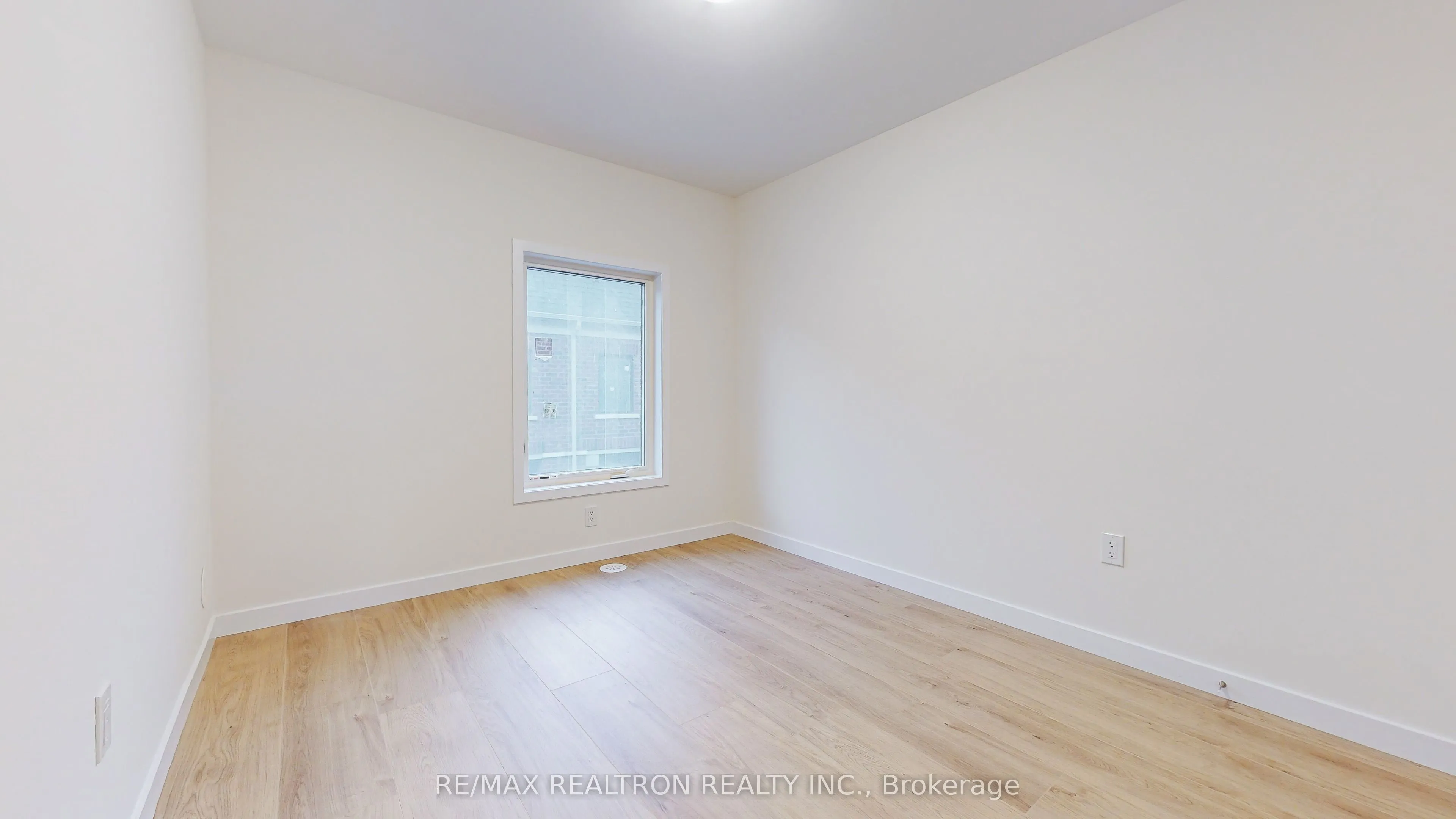 10262 Keele Street, #6