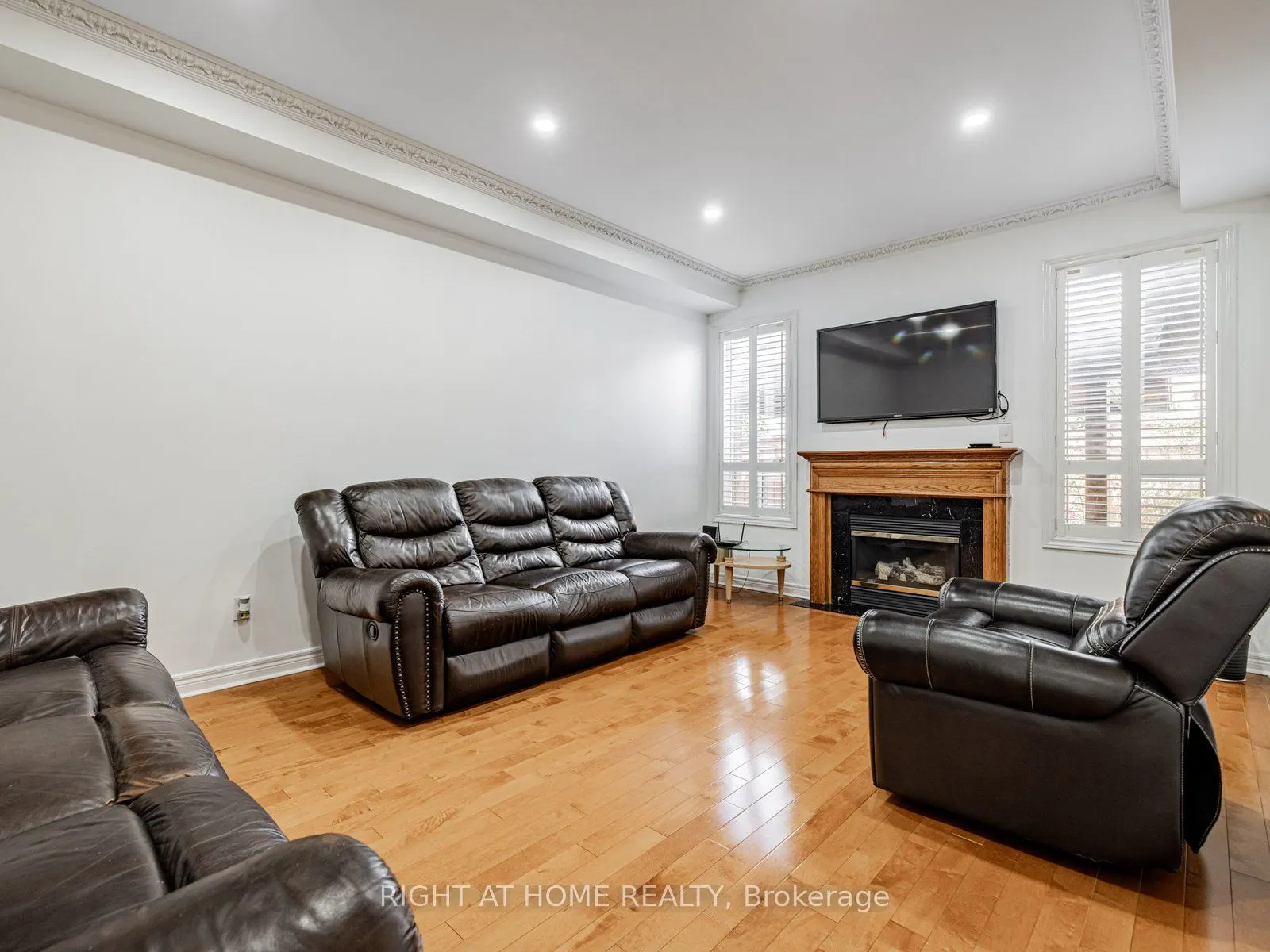 34 Destino Crescent