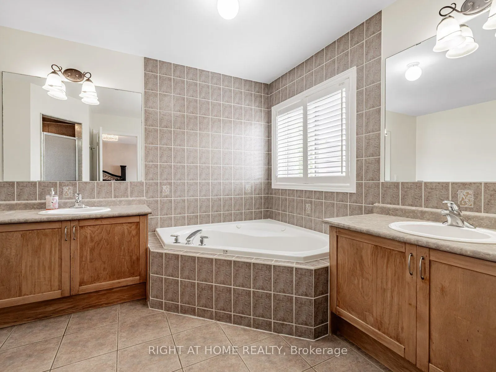34 Destino Crescent