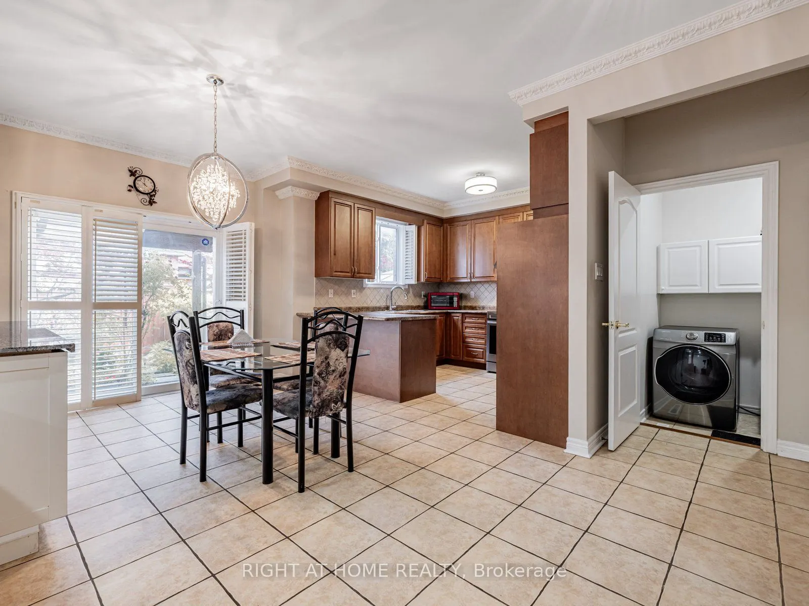 34 Destino Crescent