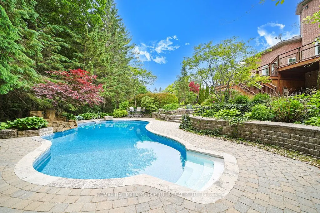 1032 Sir Ivor Court