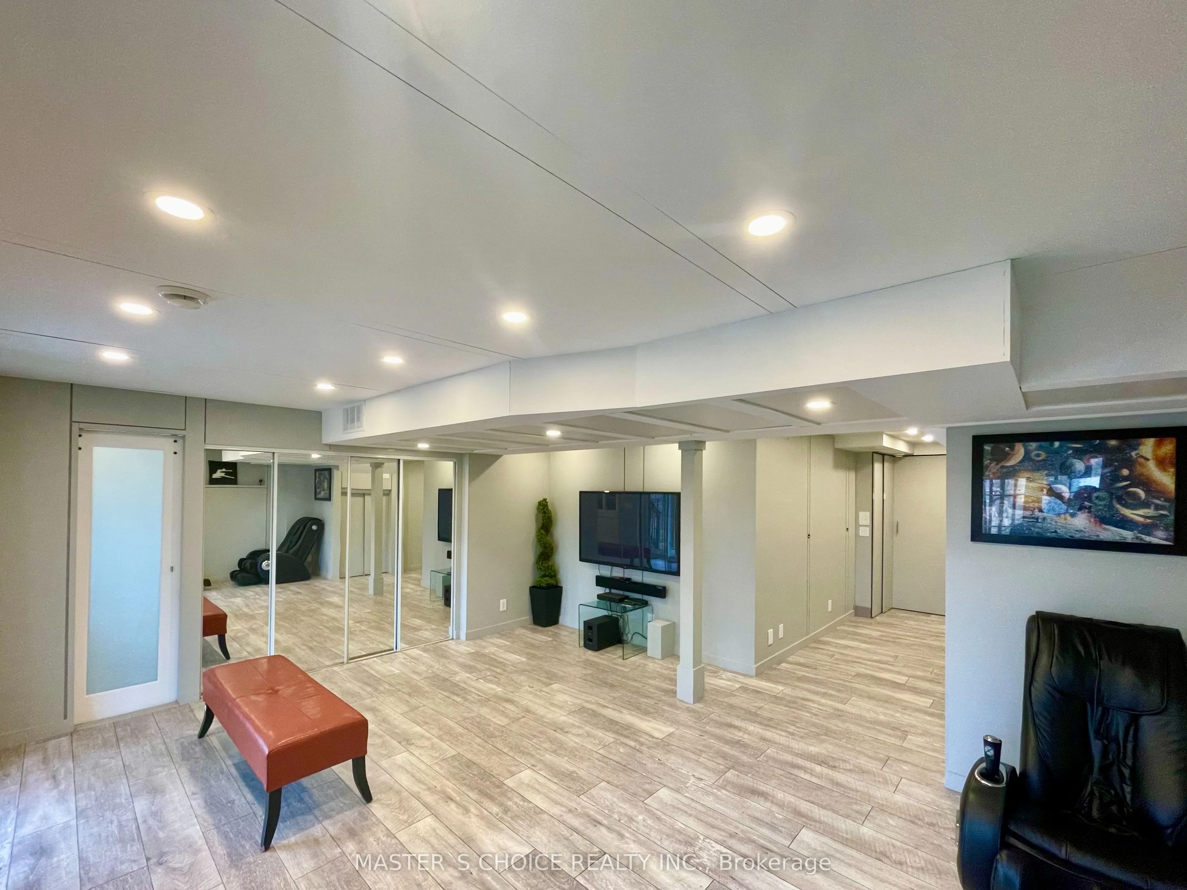 40 Briarfield Avenue