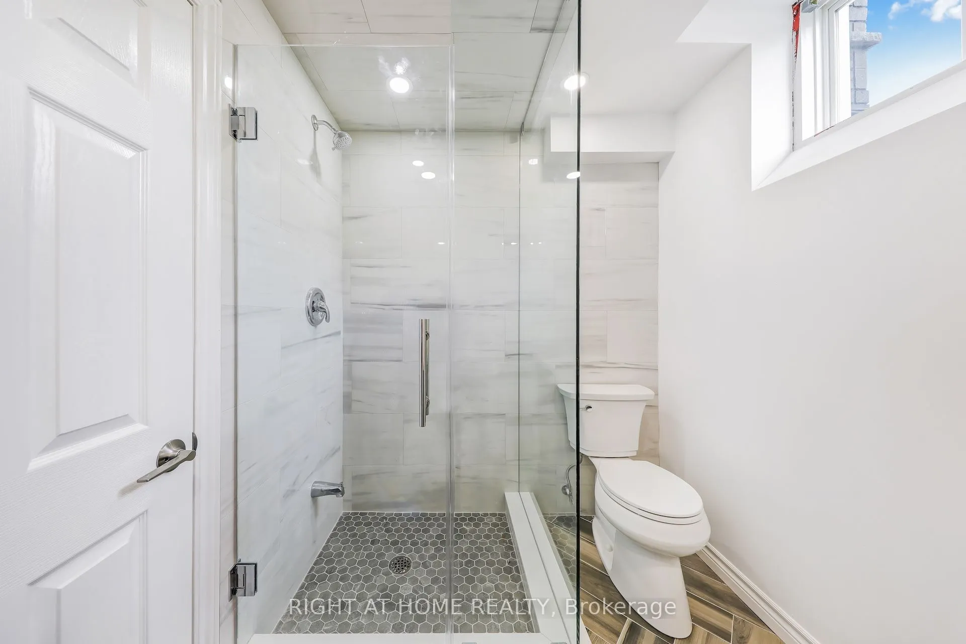 108 King William Crescent