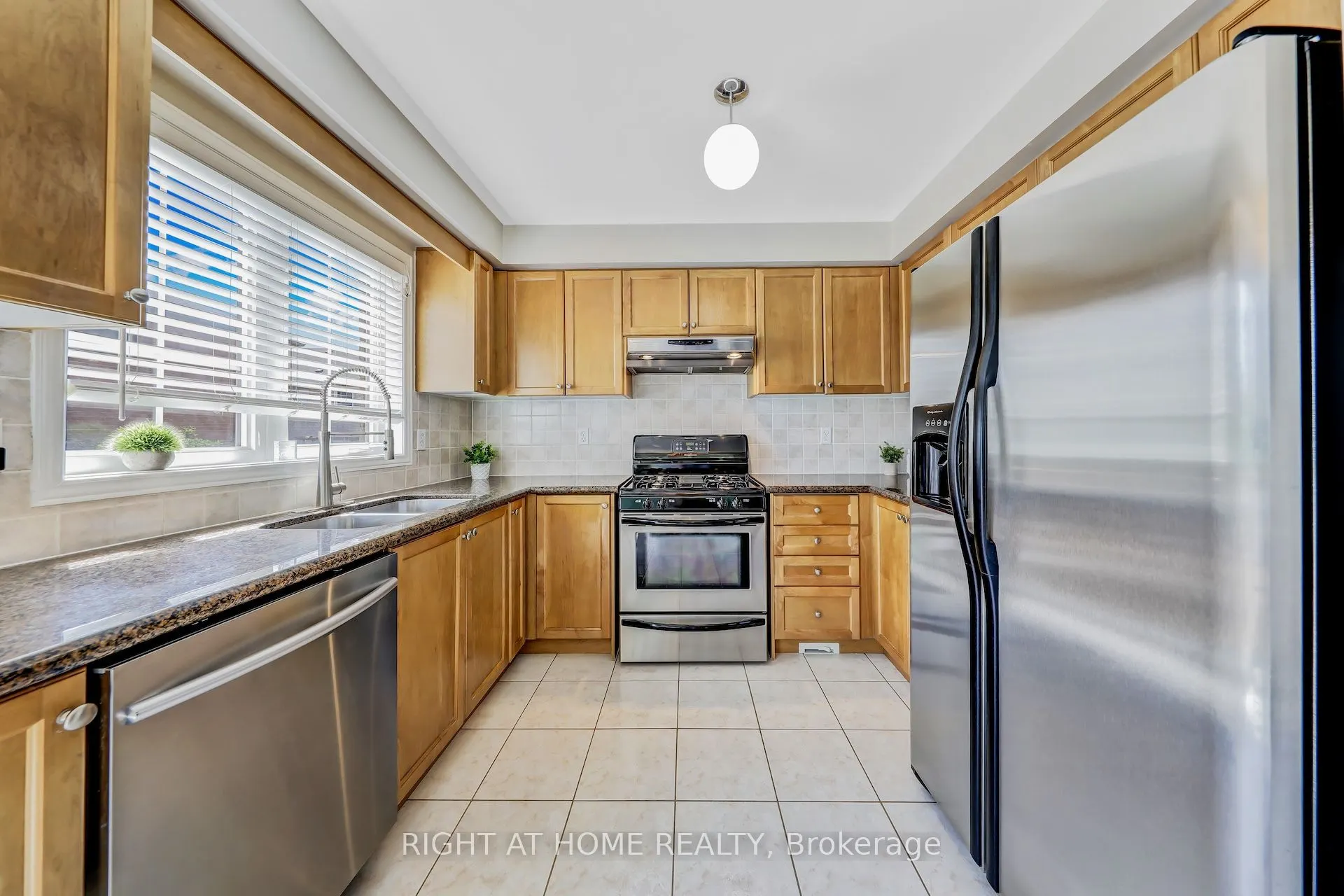 108 King William Crescent