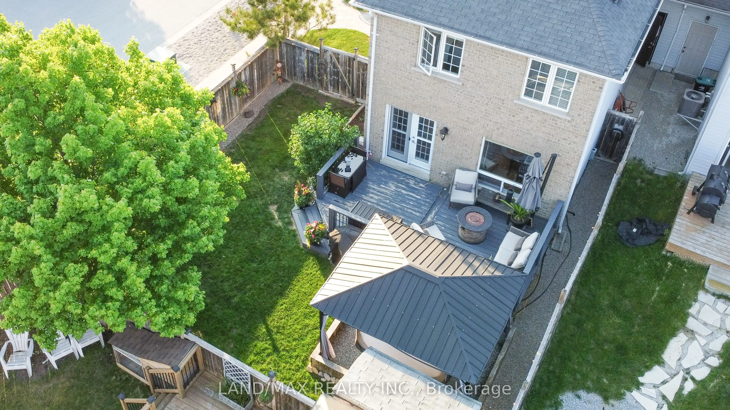 88 Lookout Street